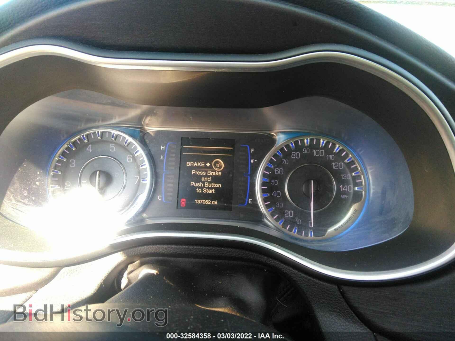 2016 CHRYSLER 200 - VIN: 1C3CCCAB5GN142013 - Фото 7