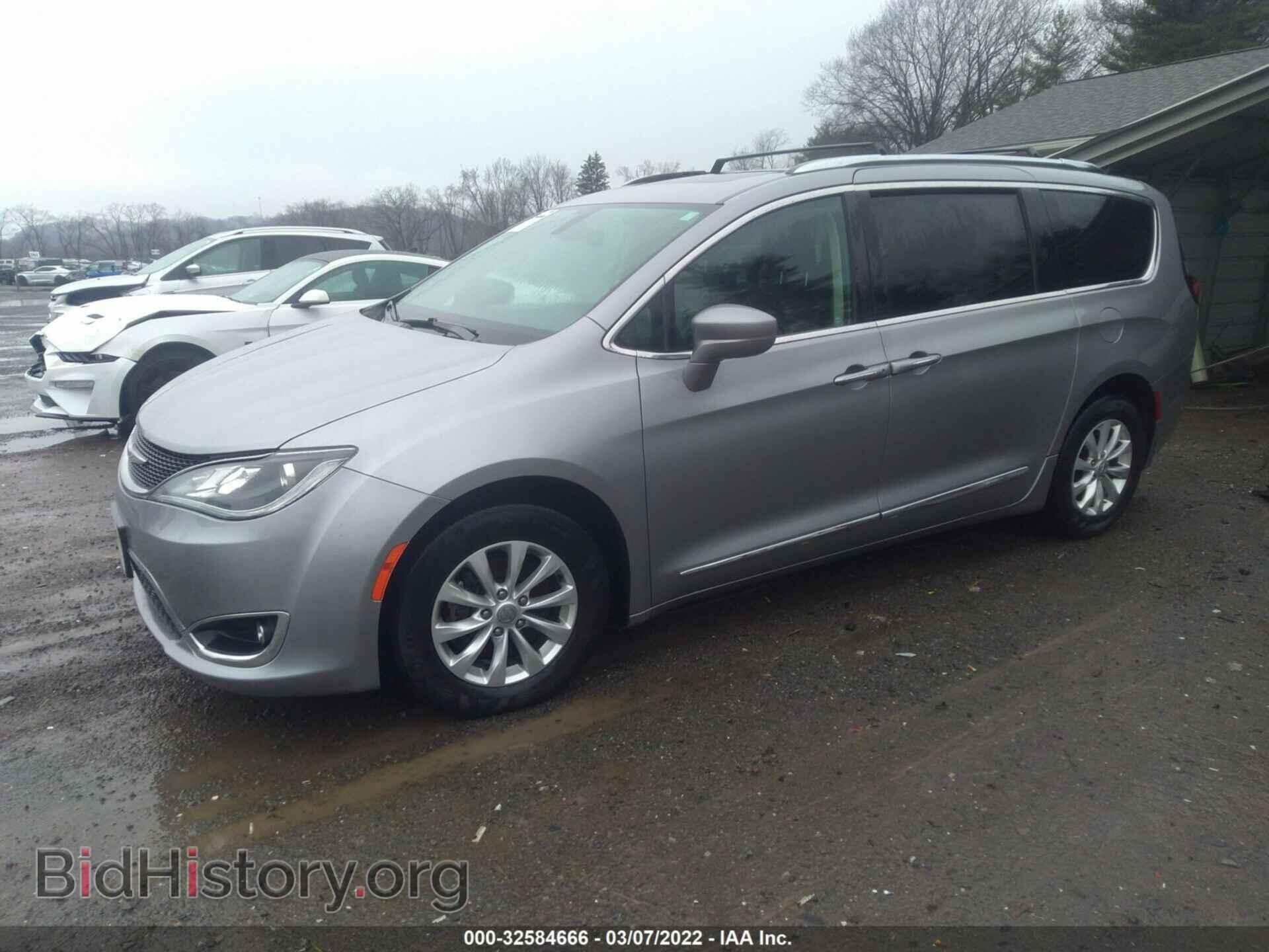 2018 CHRYSLER PACIFICA - VIN: 2C4RC1EG5JR106316 - Фото 2