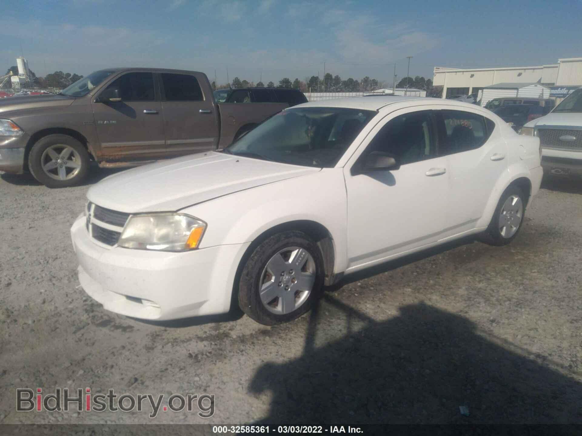 2010 DODGE AVENGER - VIN: 1B3CC4FB4AN107255 - Фото 2