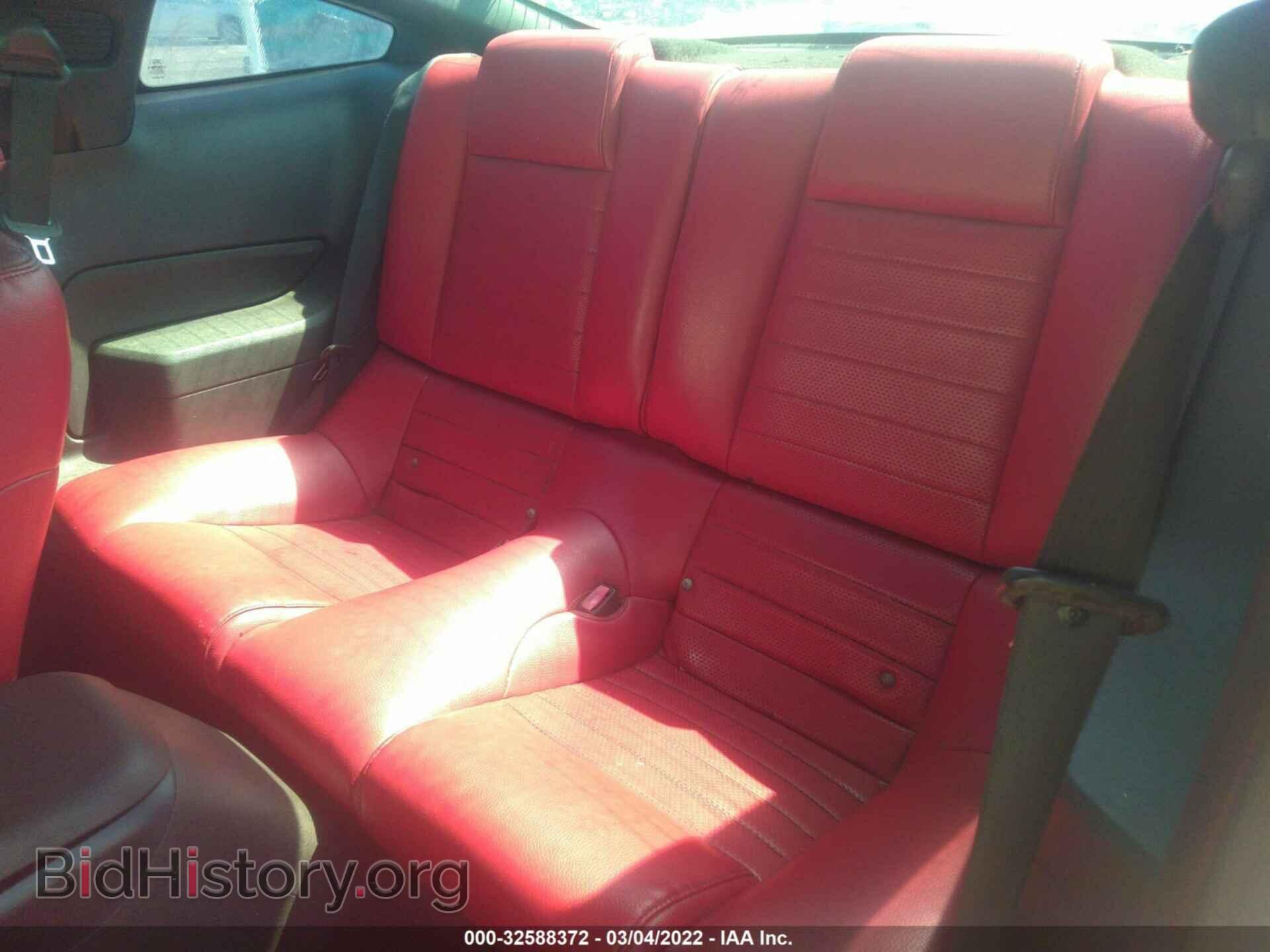 2006 FORD MUSTANG - VIN: 1ZVFT82H865137330 - Фото 8