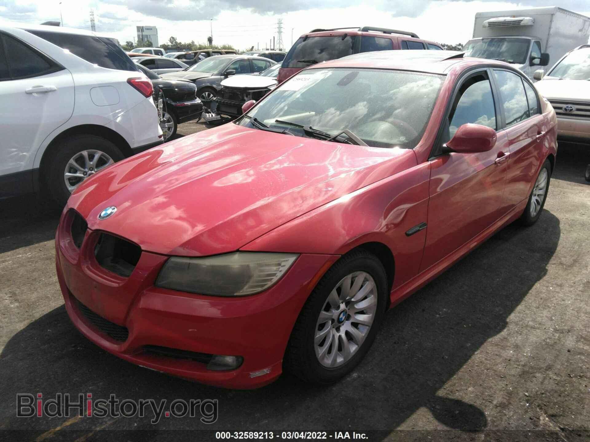 2009 BMW 3 SERIES - VIN: WBAPH53599A438175 - Фото 2