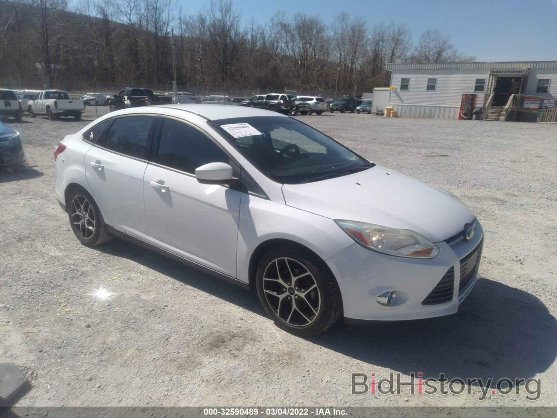 Photo 1FAHP3F2XCL471039 - FORD FOCUS 2012