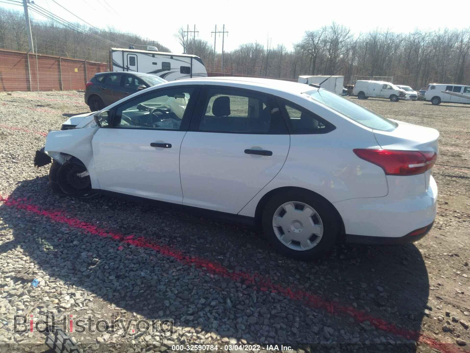 2016 FORD FOCUS - VIN: 1FADP3E21GL401192 - Фото 3