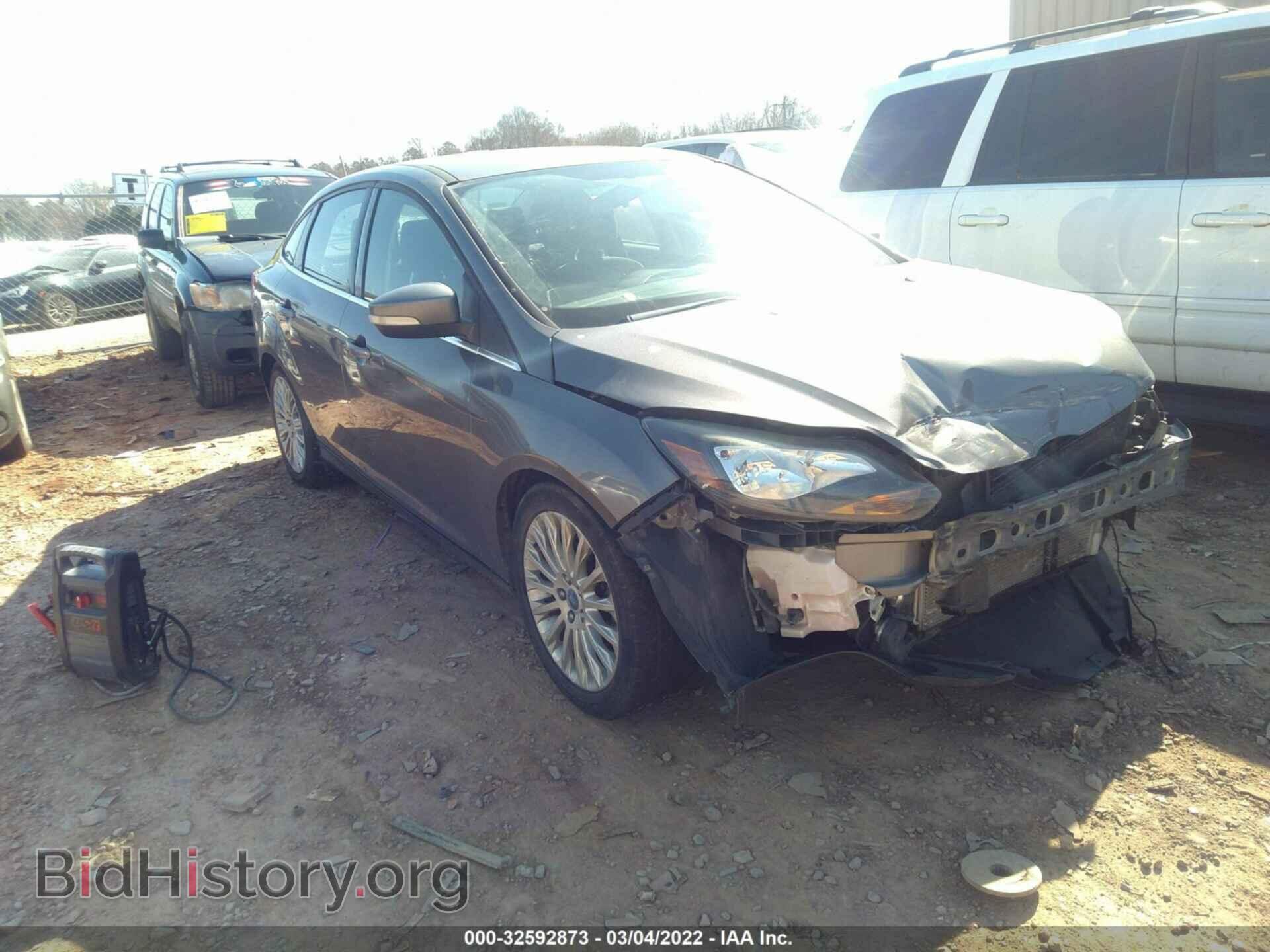 Фотография 1FAHP3J22CL102165 - FORD FOCUS 2012