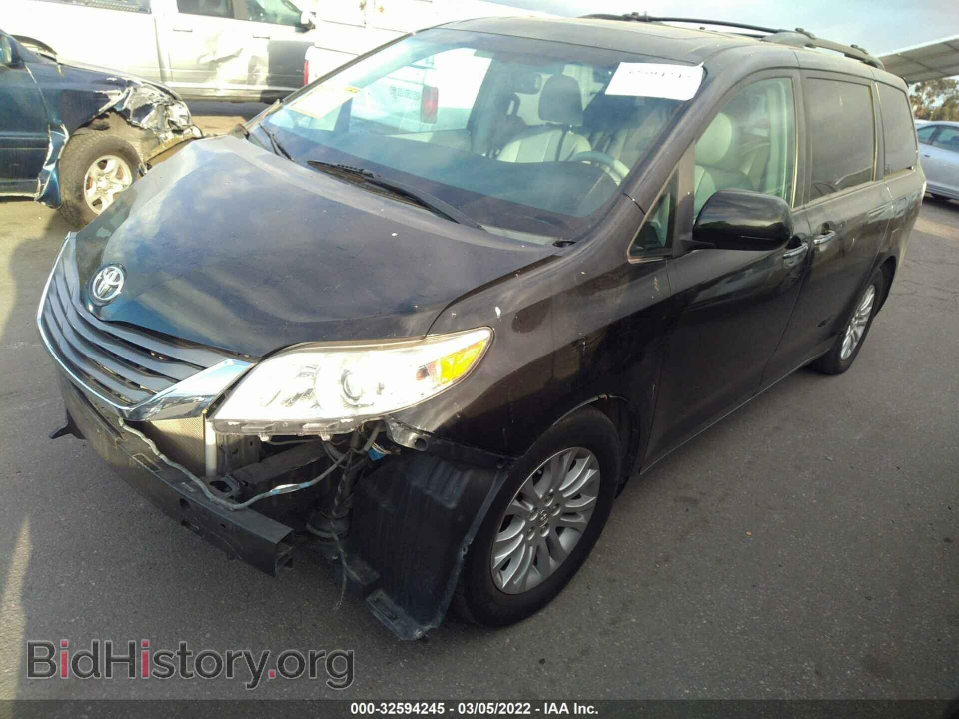 2013 TOYOTA SIENNA - VIN: 5TDYK3DC8DS373647 - Фото 2