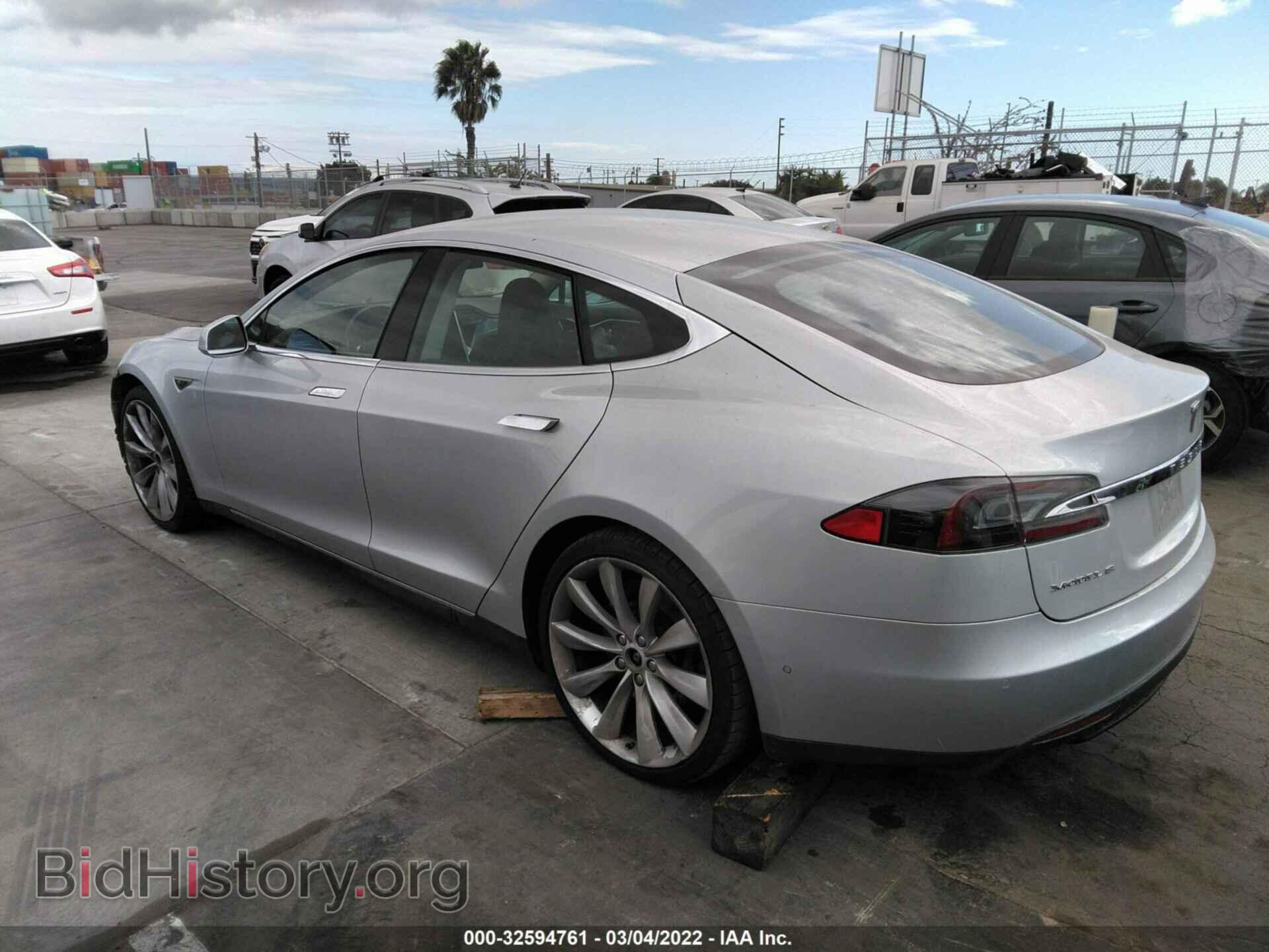 2014 TESLA MODEL S - VIN: 5YJSA1S16EFP60959 - Фото 3
