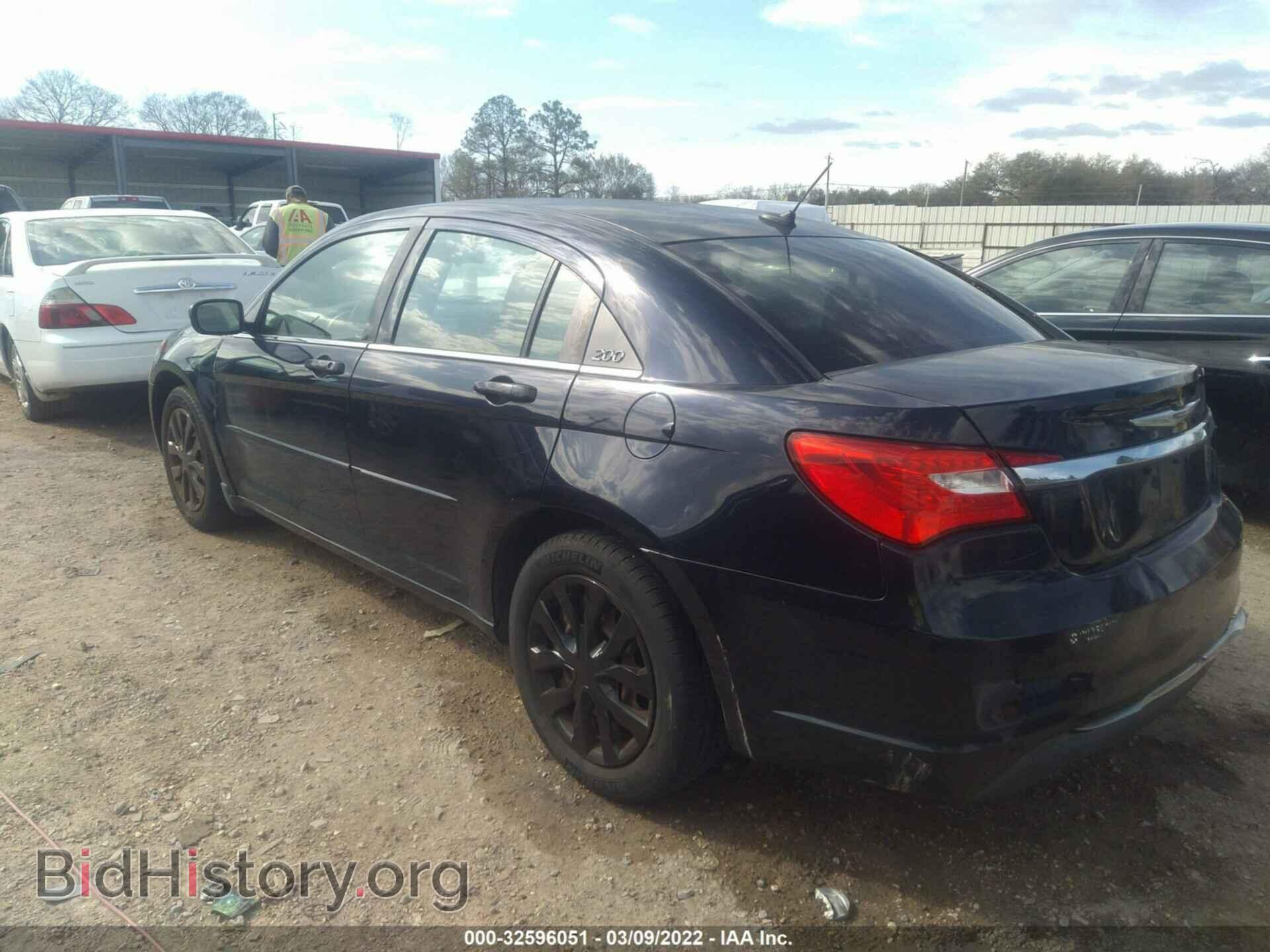 2011 CHRYSLER 200 - VIN: 1C3BC4FB5BN557965 - Фото 3