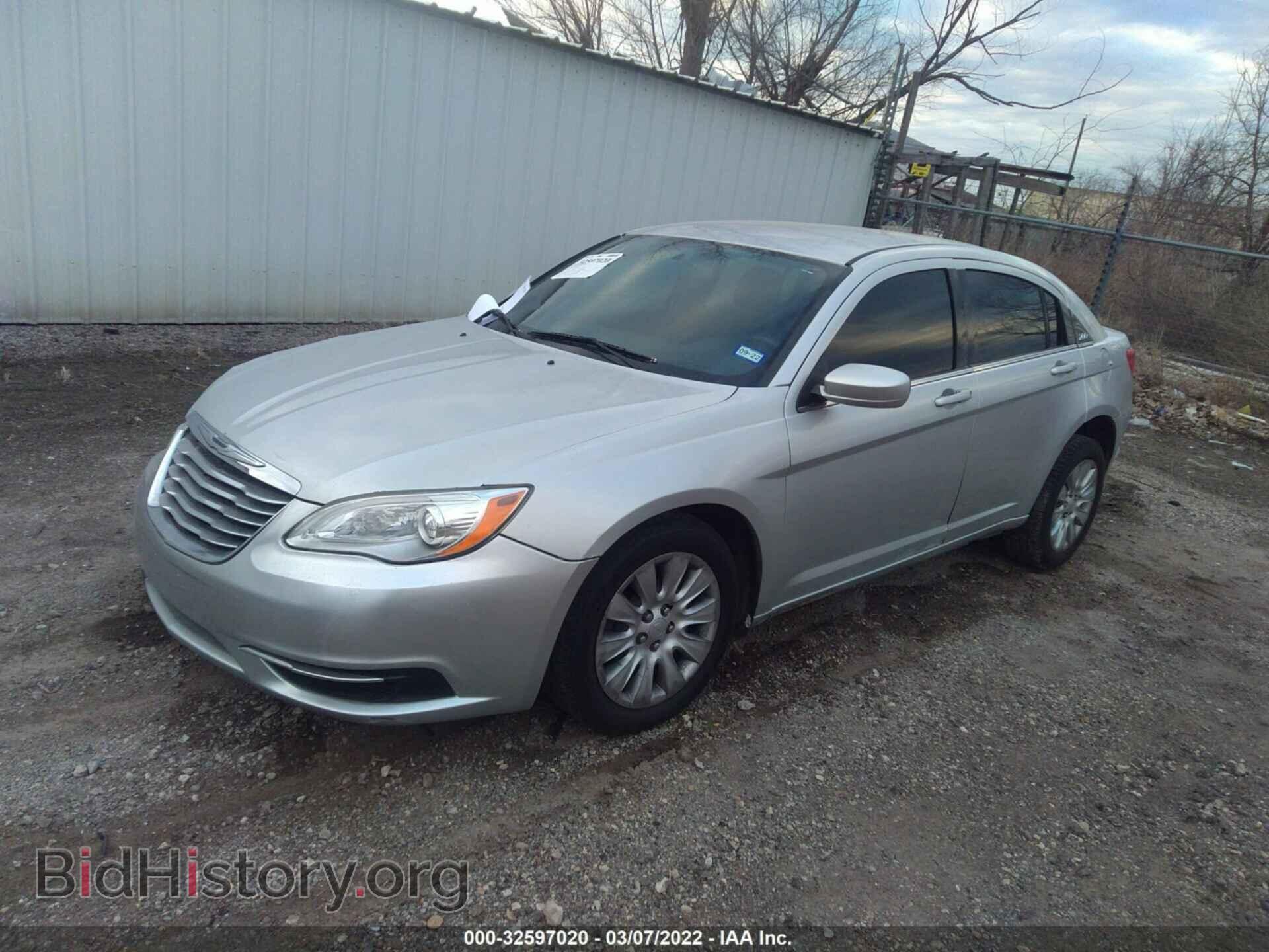 2012 CHRYSLER 200 - VIN: 1C3CCBAB7CN318905 - Фото 2