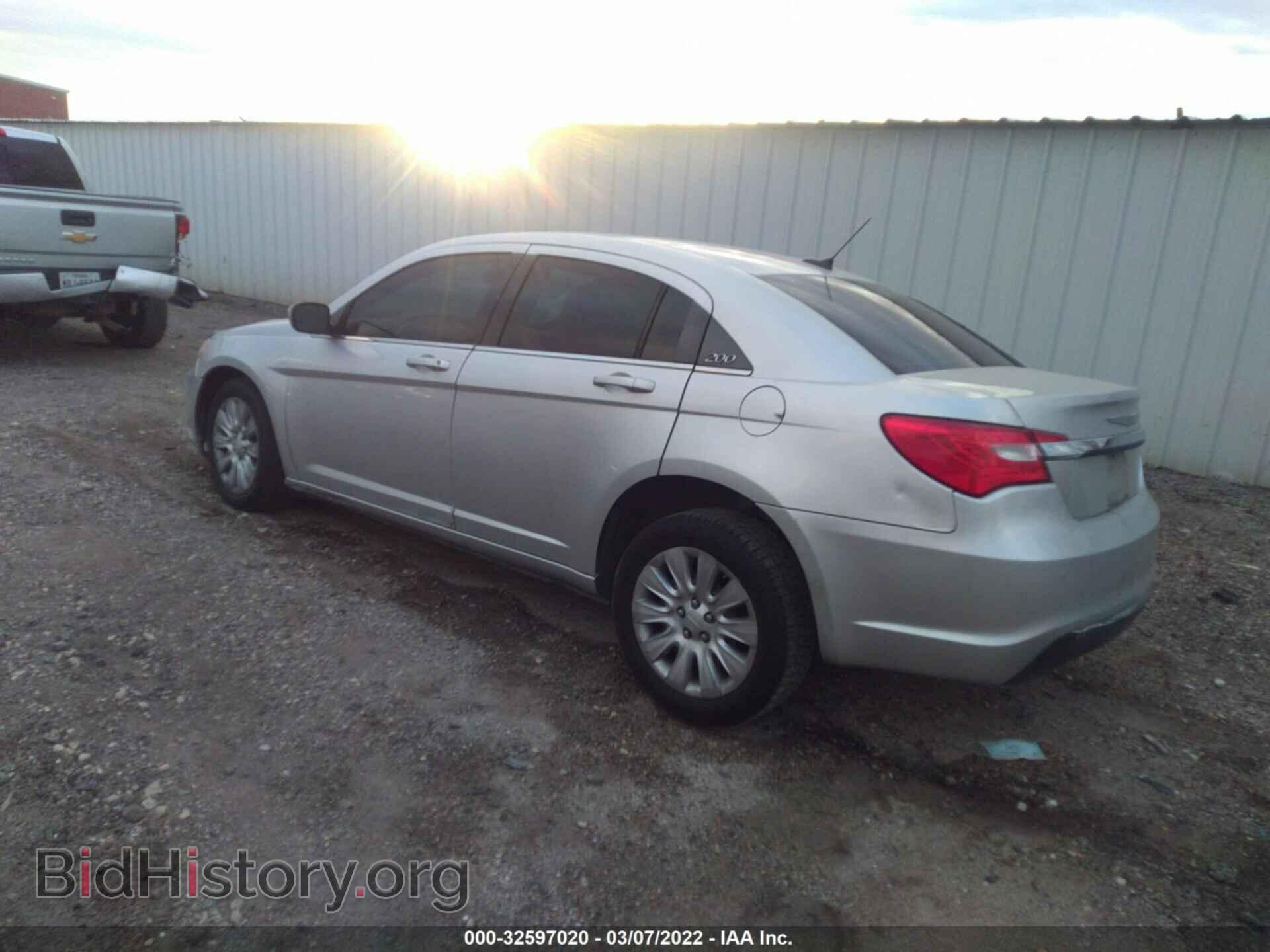 2012 CHRYSLER 200 - VIN: 1C3CCBAB7CN318905 - Фото 3