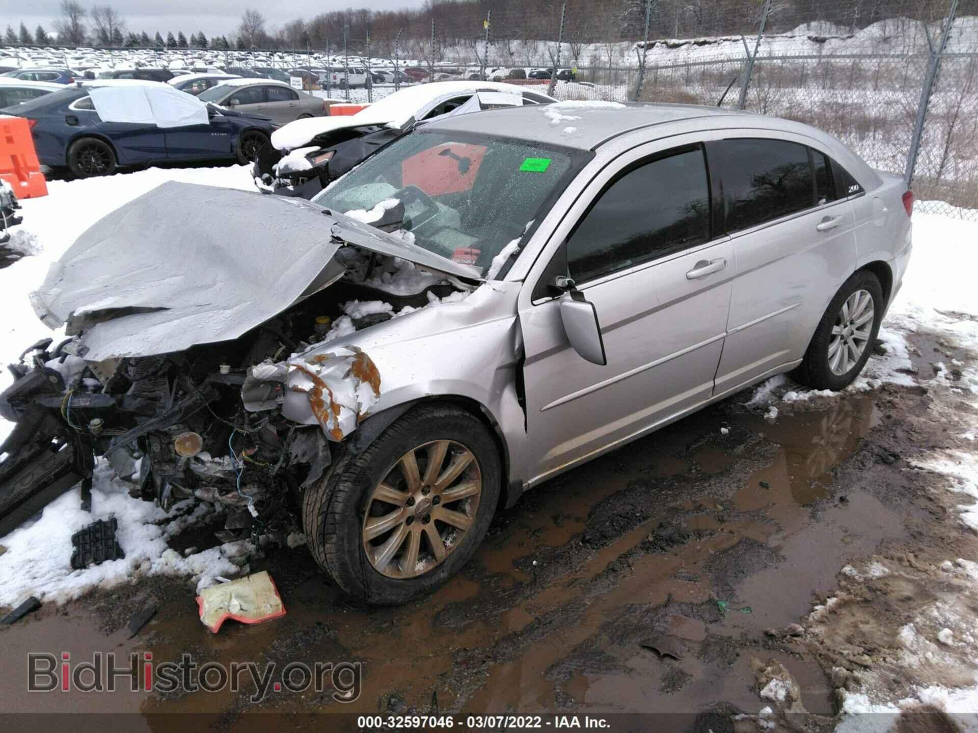 2012 CHRYSLER 200 - VIN: 1C3CCBBB8CN154885 - Фото 2