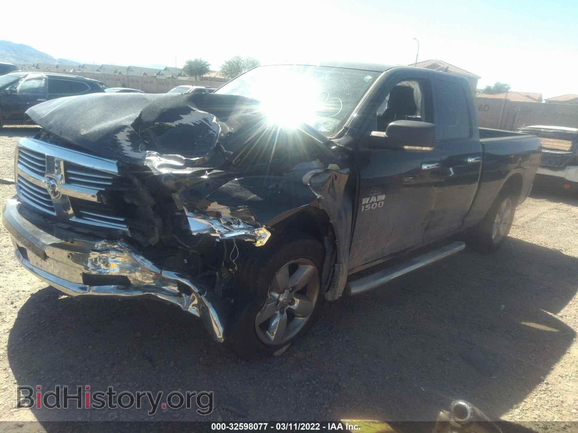 2018 RAM 1500 - VIN: 1C6RR6GG5JS123700 - Photo 2