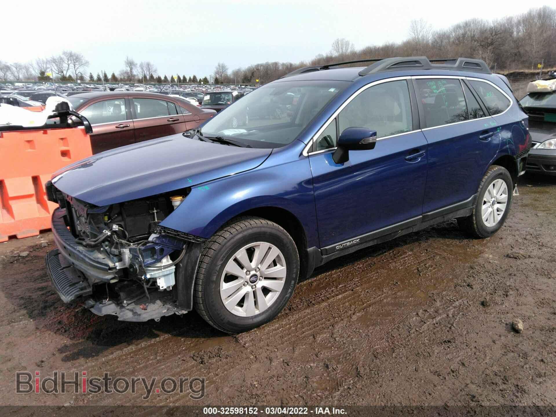 2017 SUBARU OUTBACK - VIN: 4S4BSAFC1H3226564 - Фото 2