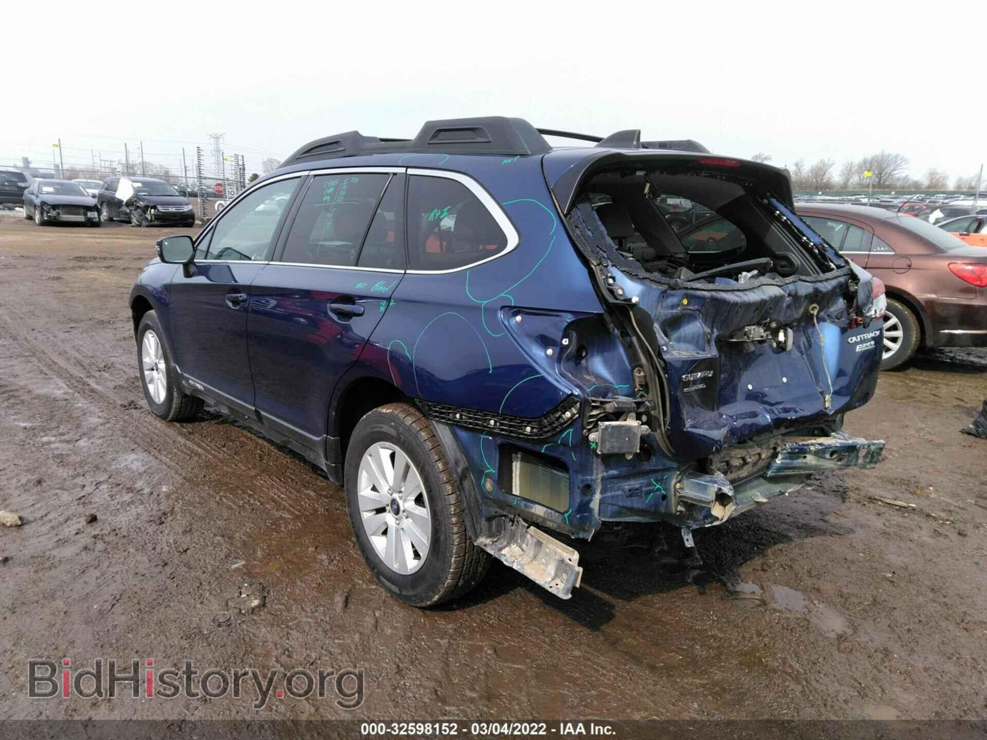 2017 SUBARU OUTBACK - VIN: 4S4BSAFC1H3226564 - Фото 3