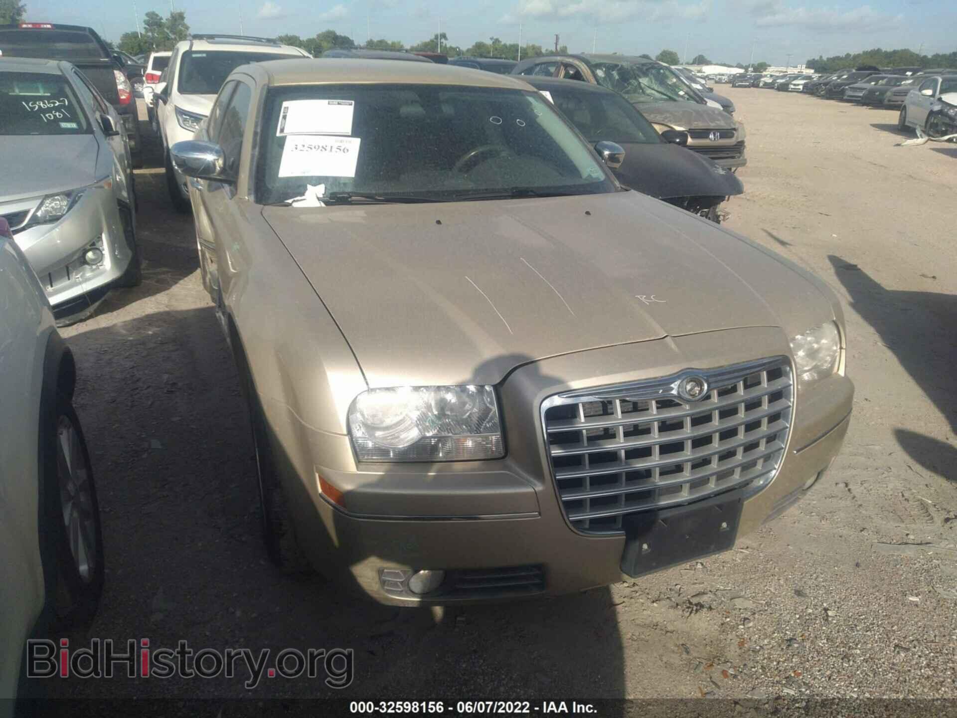 Photo 2C3CA5CV8AH159414 - CHRYSLER 300 2010