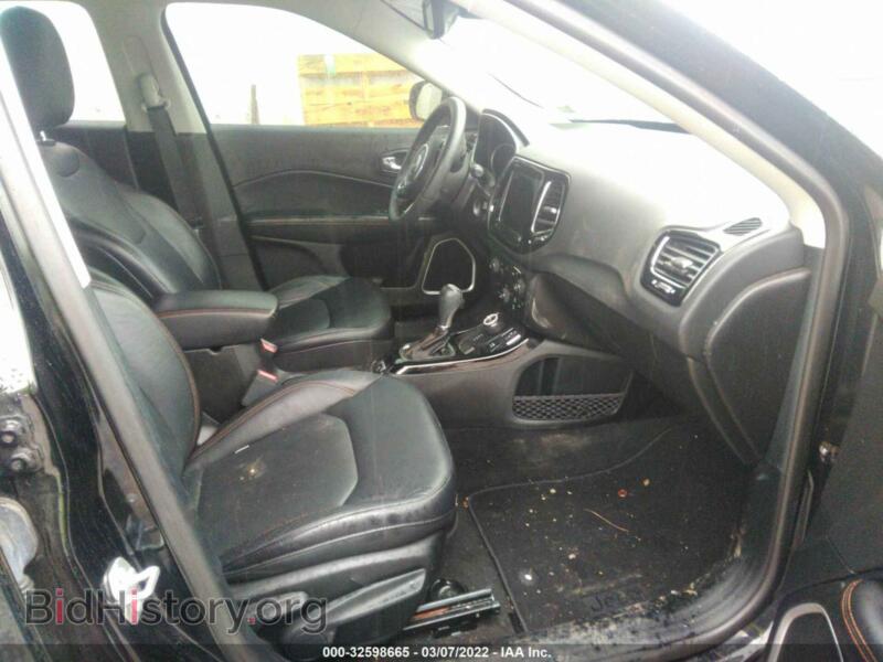2017 Jeep COMPASS (VIN 3C4NJDCB5HT666034) — photo 5 of 12