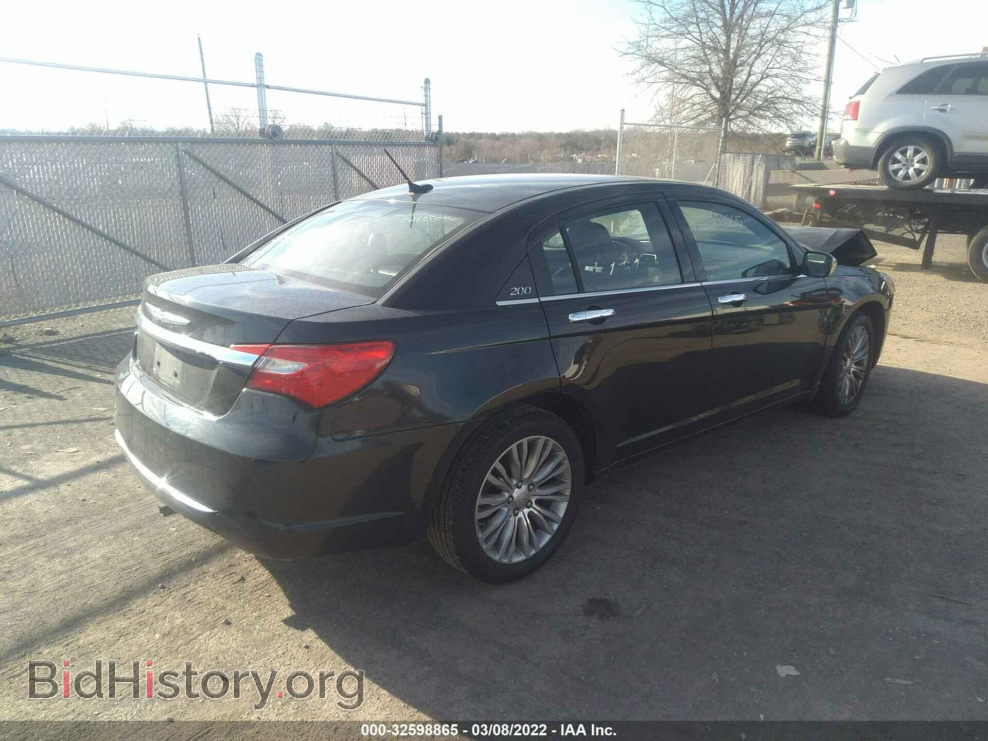2012 CHRYSLER 200 - VIN: 1C3CCBCG5CN214745 - Фото 4