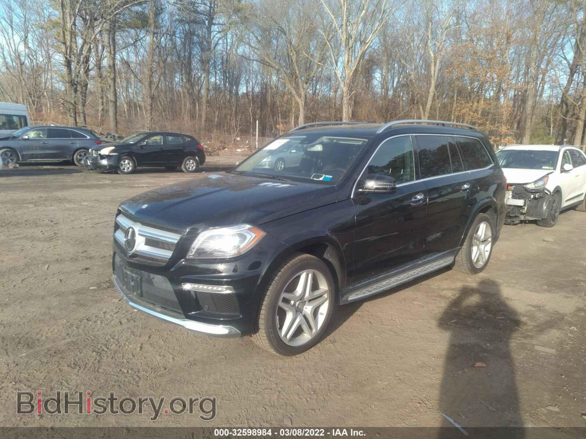 2015 MERCEDES-BENZ GL-CLASS - VIN: 4JGDF7DE9FA593774 - Фото 2