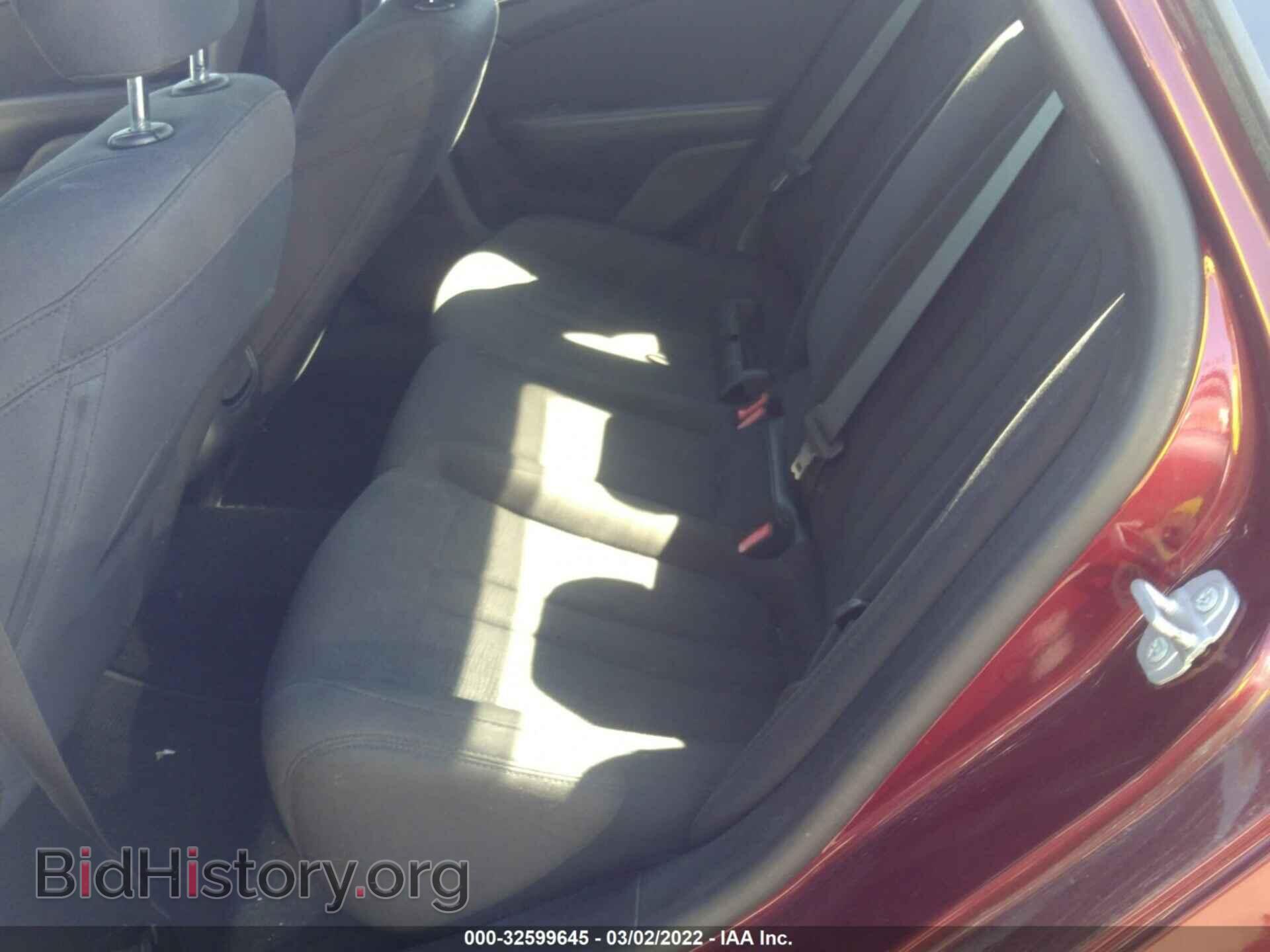 2016 CHRYSLER 200 - VIN: 1C3CCCAB1GN172528 - Photo 8