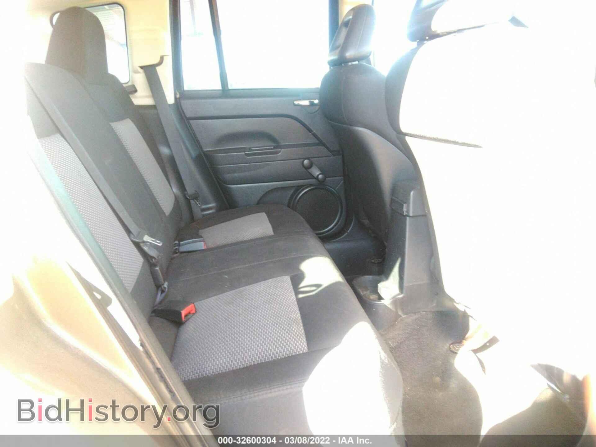 2008 JEEP COMPASS - VIN: 1J8FT47038D665776 - Фото 8