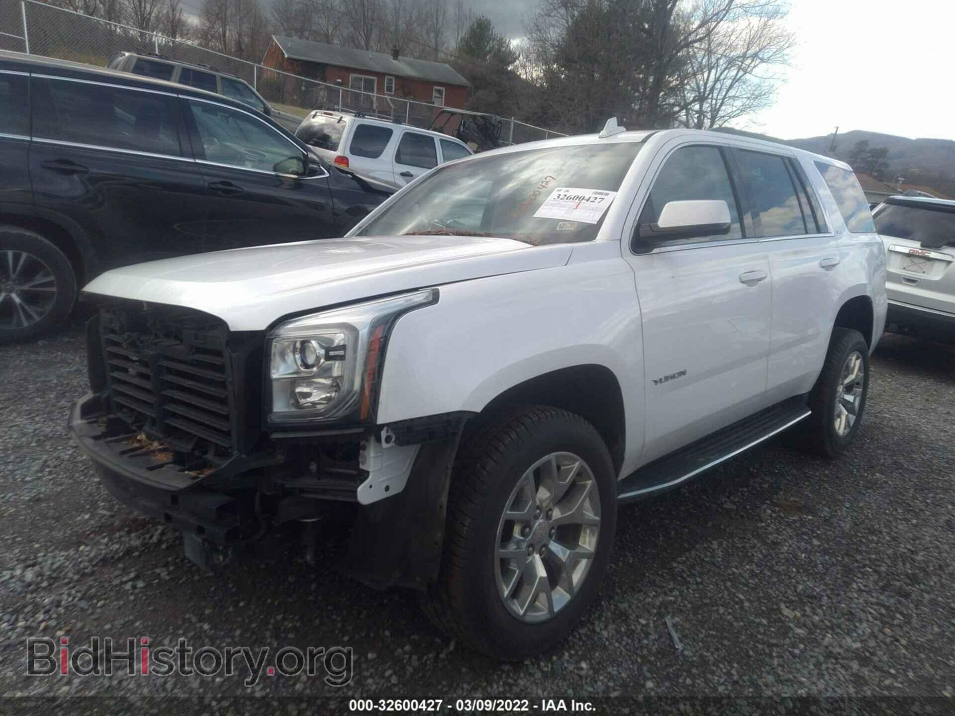 2017 GMC YUKON - VIN: 1GKS2BKC1HR213928 - Photo 2