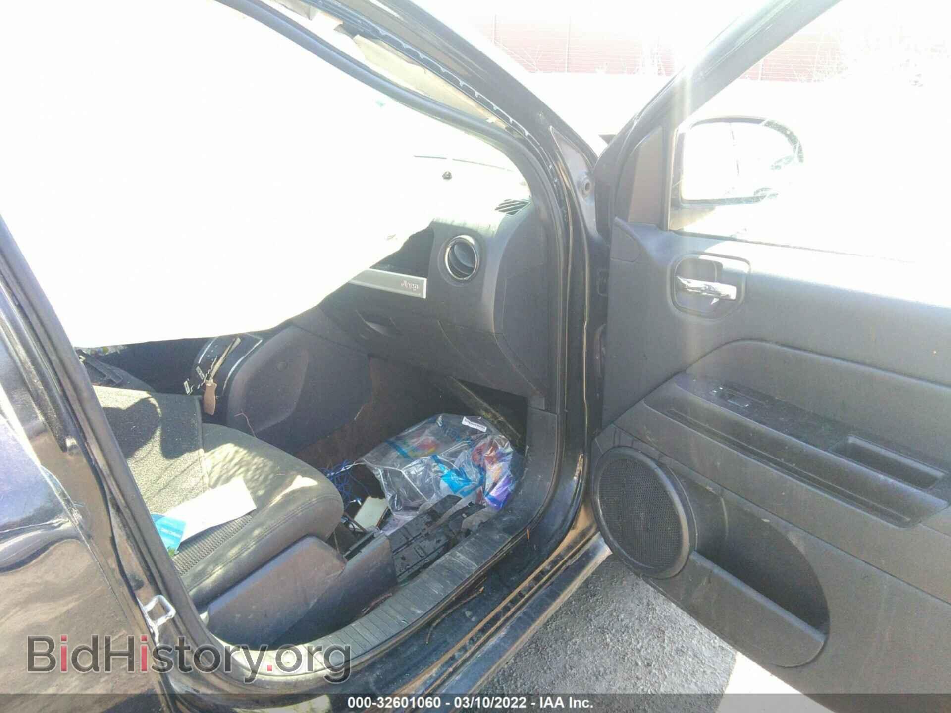 2014 JEEP COMPASS - VIN: 1C4NJDBB5ED879438 - Photo 5
