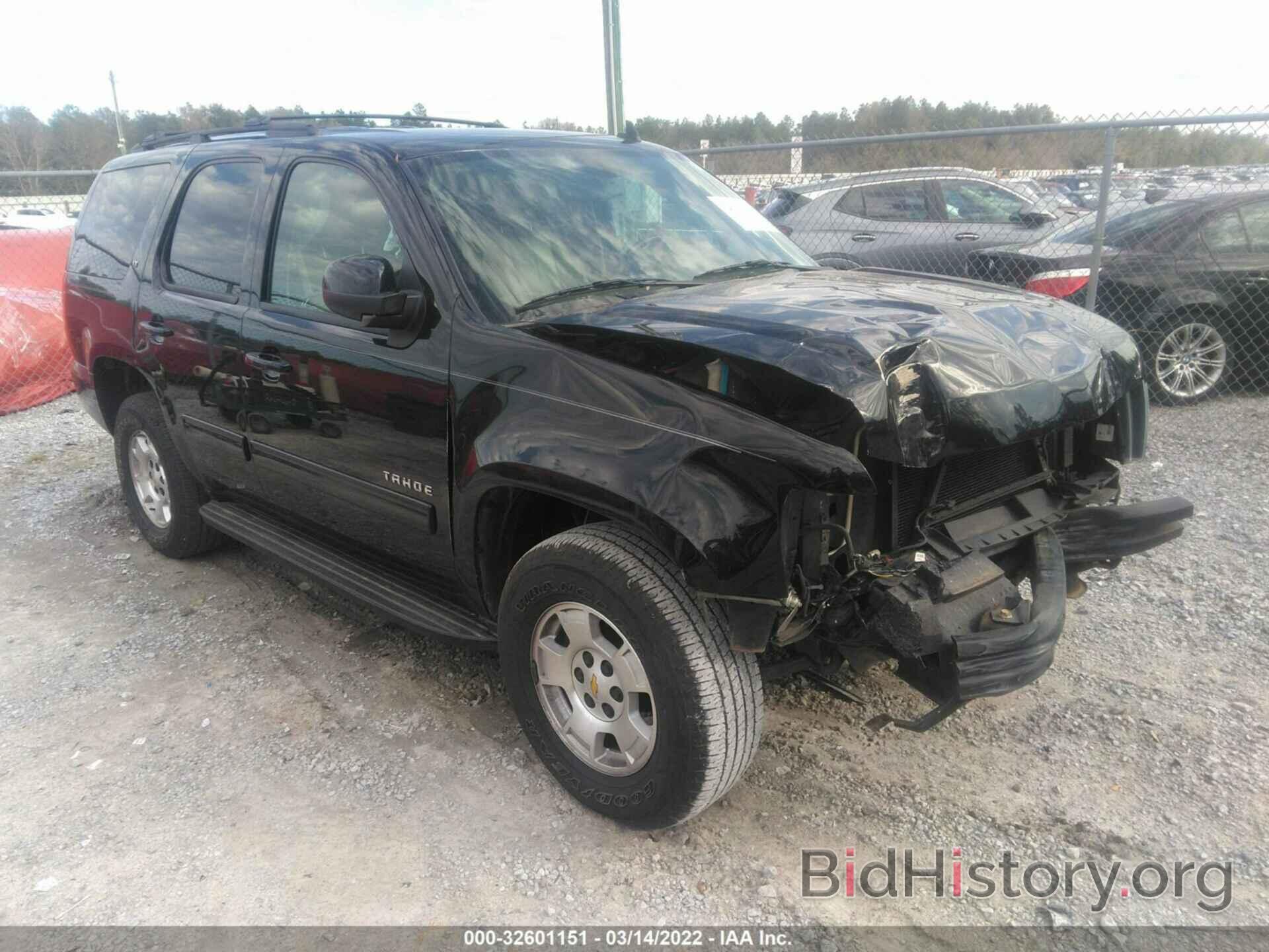 Фотография 1GNSCBE01DR335622 - CHEVROLET TAHOE 2013