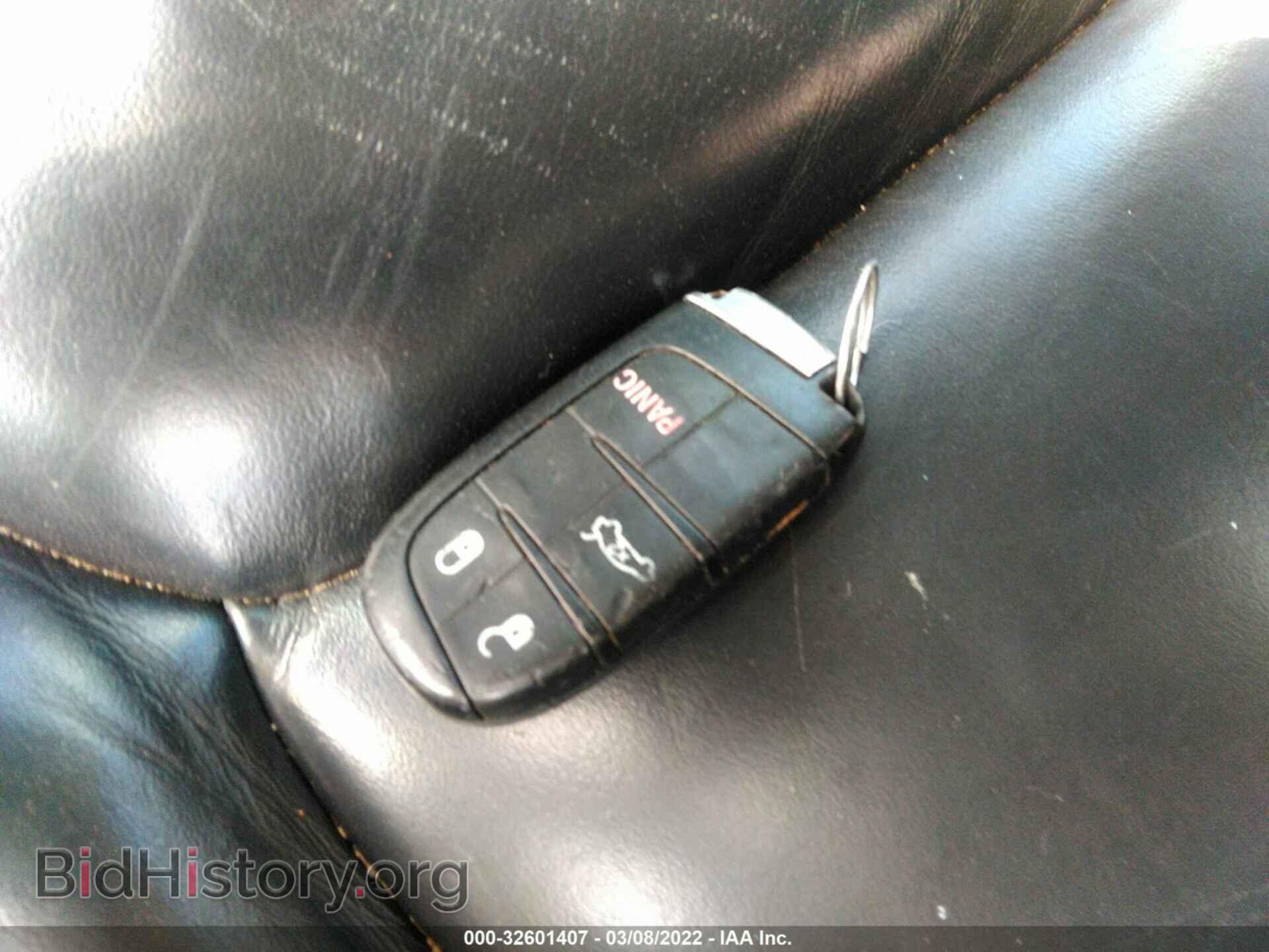 2016 CHRYSLER 300 - VIN: 2C3CCAAG0GH229682 - Фото 10
