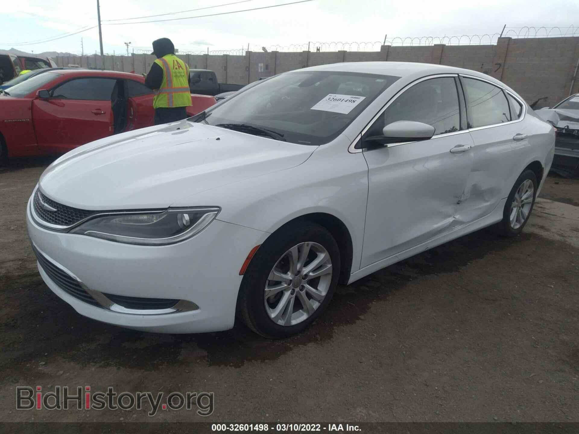 2015 CHRYSLER 200 - VIN: 1C3CCCAB1FN739741 - Фото 2