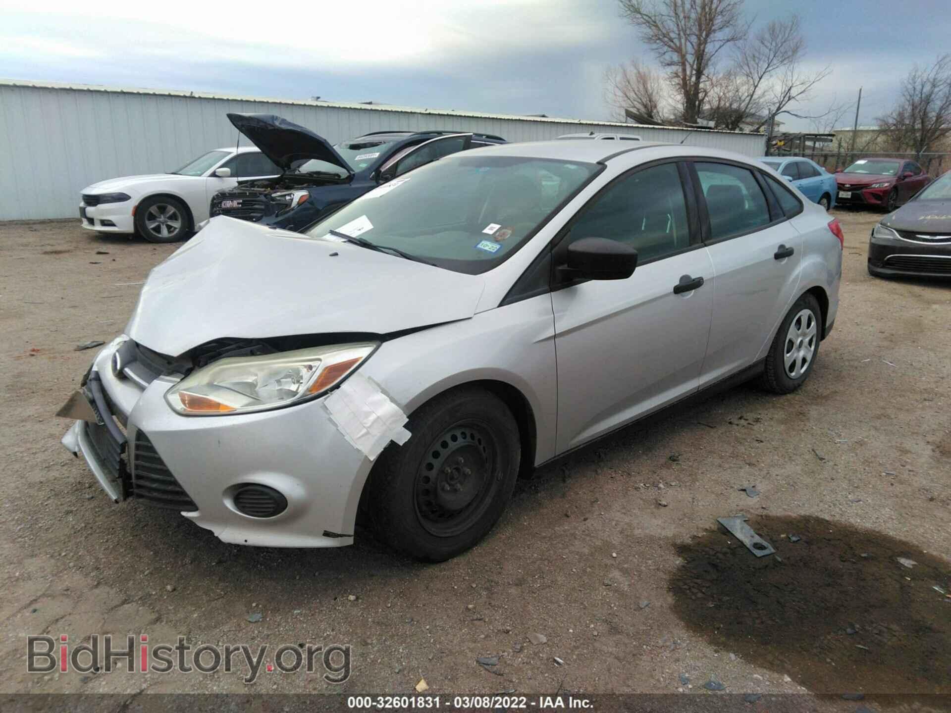 2012 FORD FOCUS - VIN: 1FAHP3E24CL336737 - Фото 2