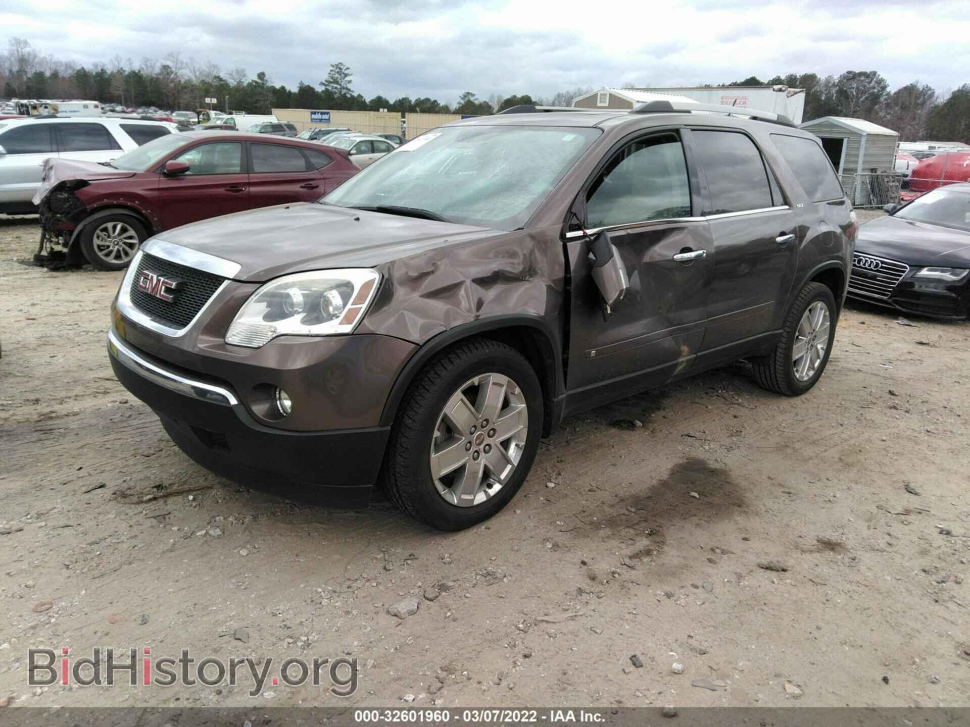 2010 GMC ACADIA - VIN: 1GKLRNED7AJ129946 - Фото 2