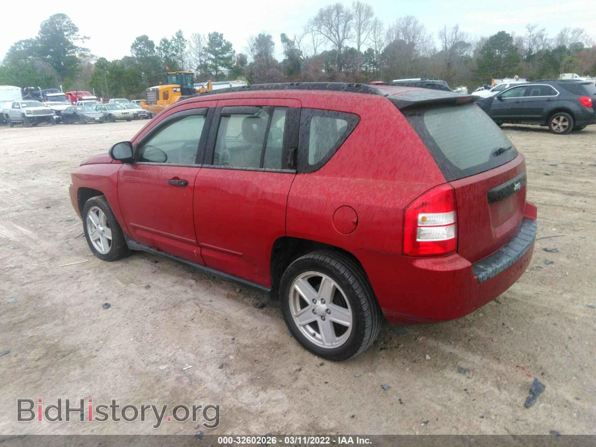 2008 JEEP COMPASS - VIN: 1J8FT47W58D649373 - Фото 3