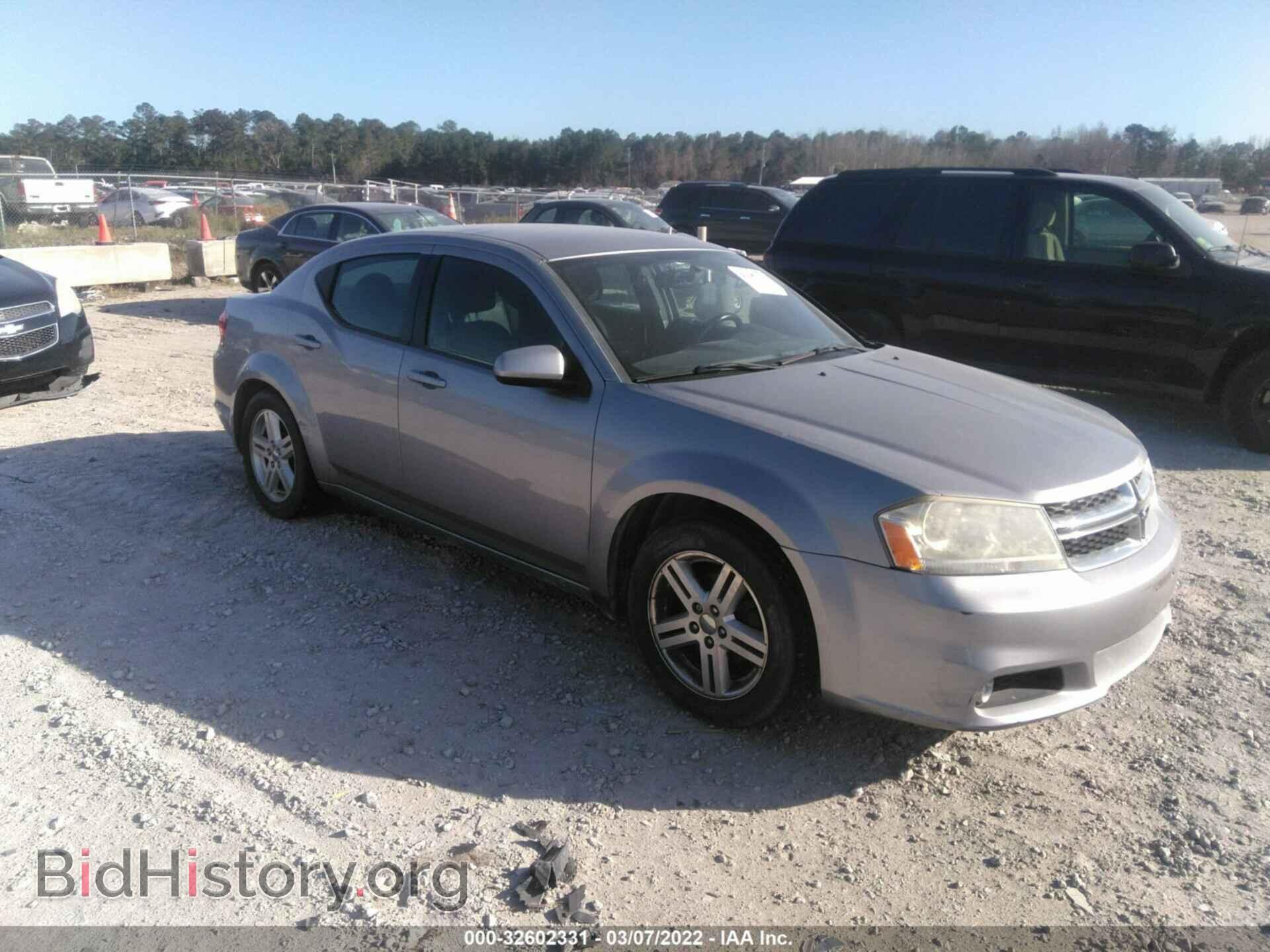 Фотография 1C3CDZCB6DN552215 - DODGE AVENGER 2013