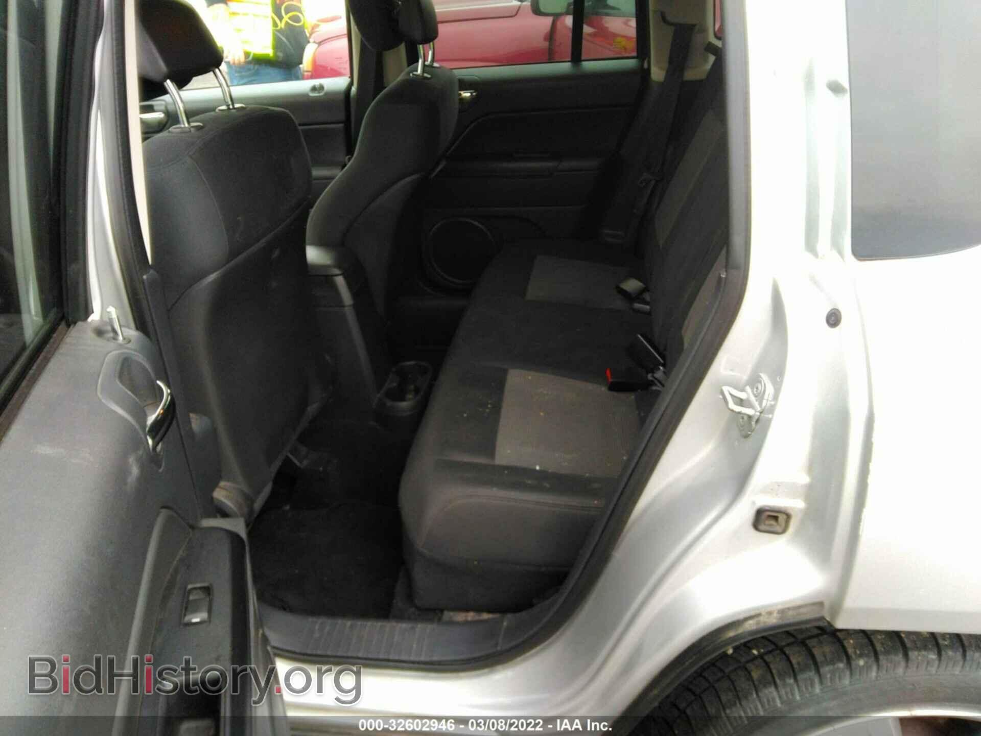 2012 JEEP COMPASS - VIN: 1C4NJDBB6CD563785 - Photo 8
