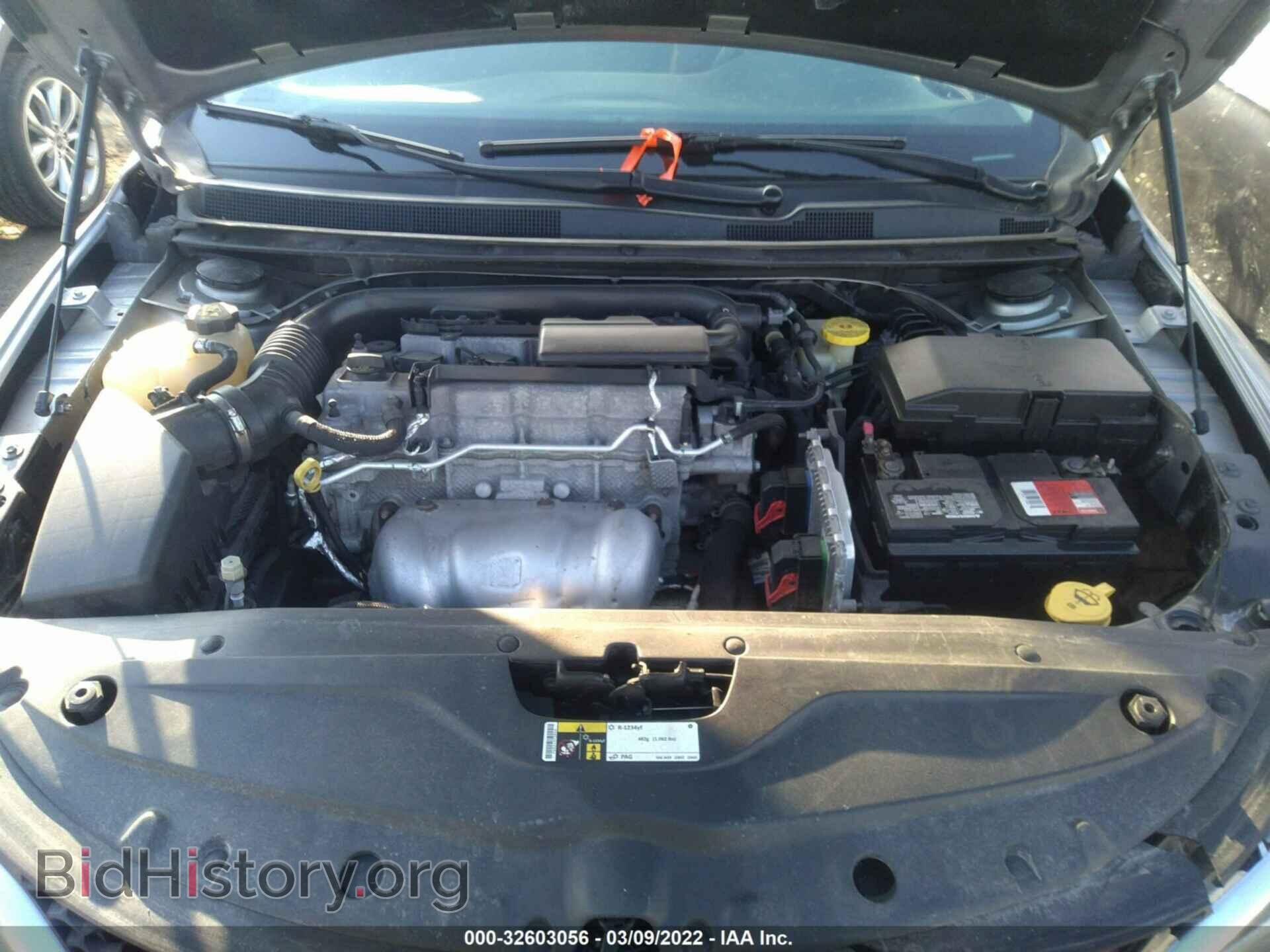 2015 CHRYSLER 200 - VIN: 1C3CCCFB0FN697376 - Фото 10