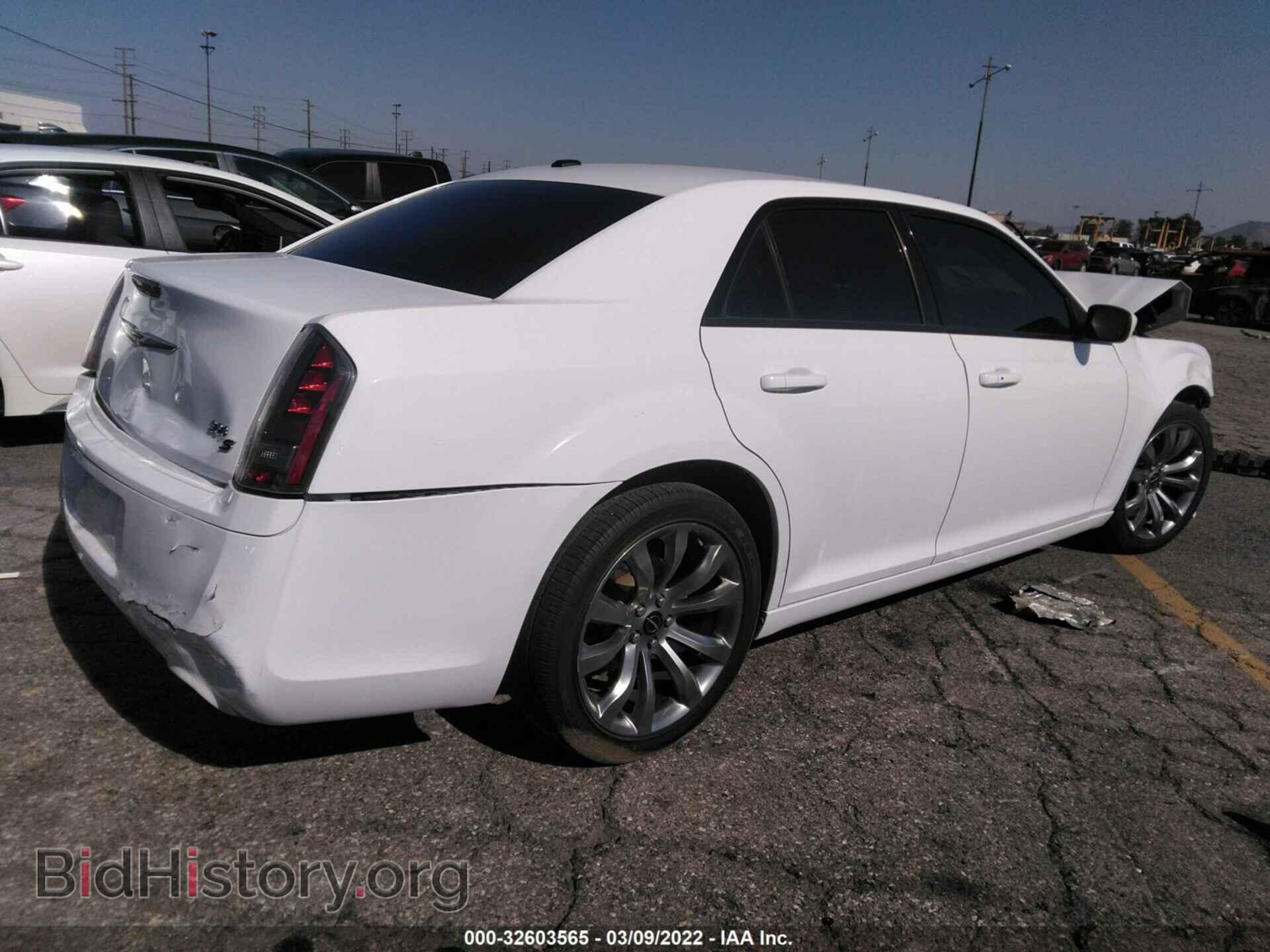 2014 CHRYSLER 300 - VIN: 2C3CCABG5EH287282 - Фото 4