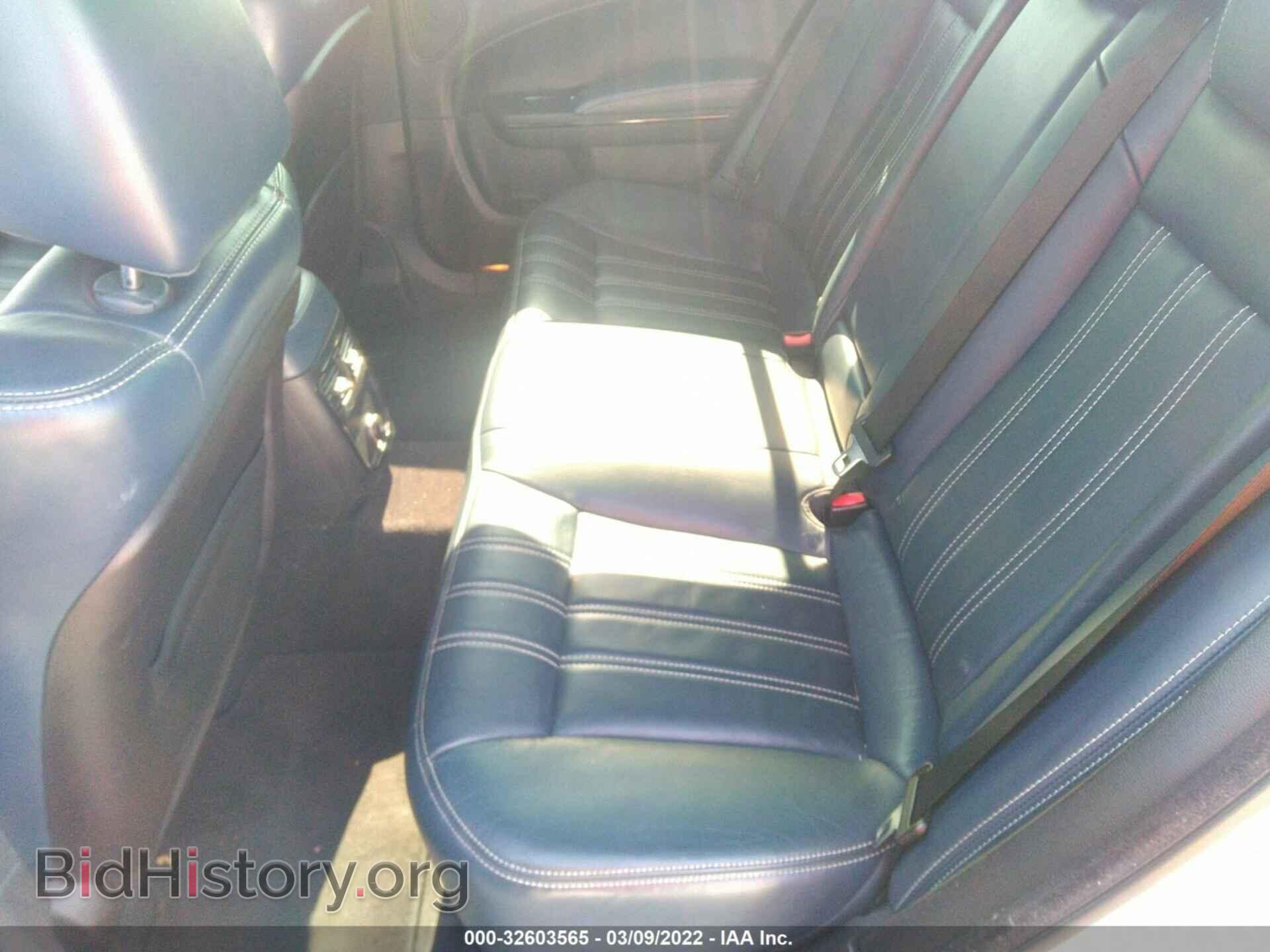 2014 CHRYSLER 300 - VIN: 2C3CCABG5EH287282 - Фото 8