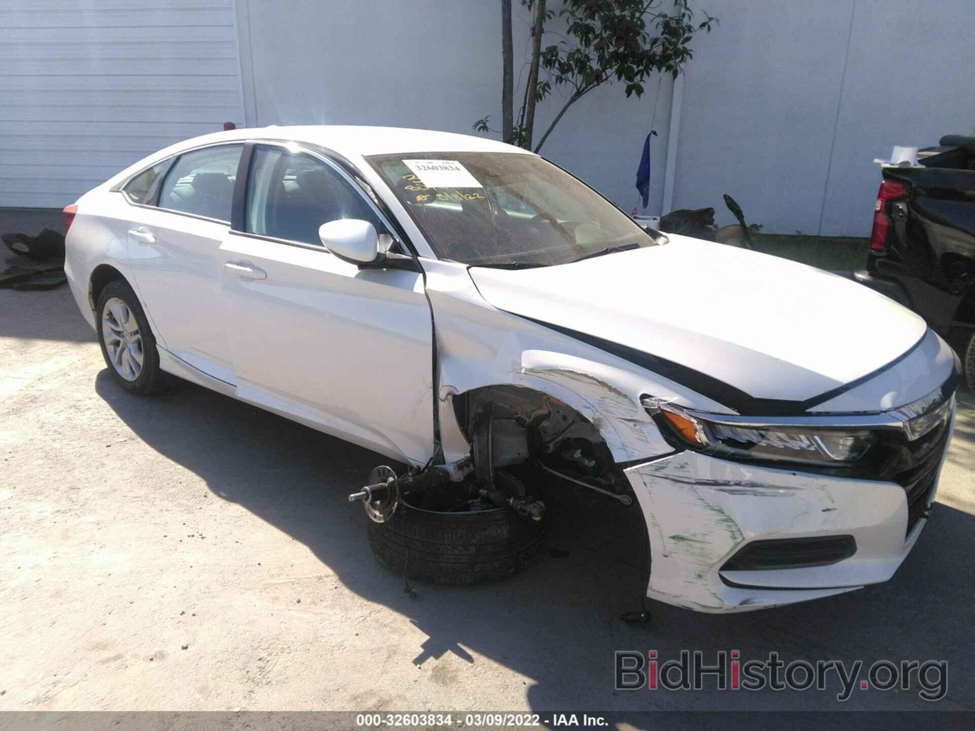 Photo 1HGCV1F14KA067526 - HONDA ACCORD SEDAN 2019