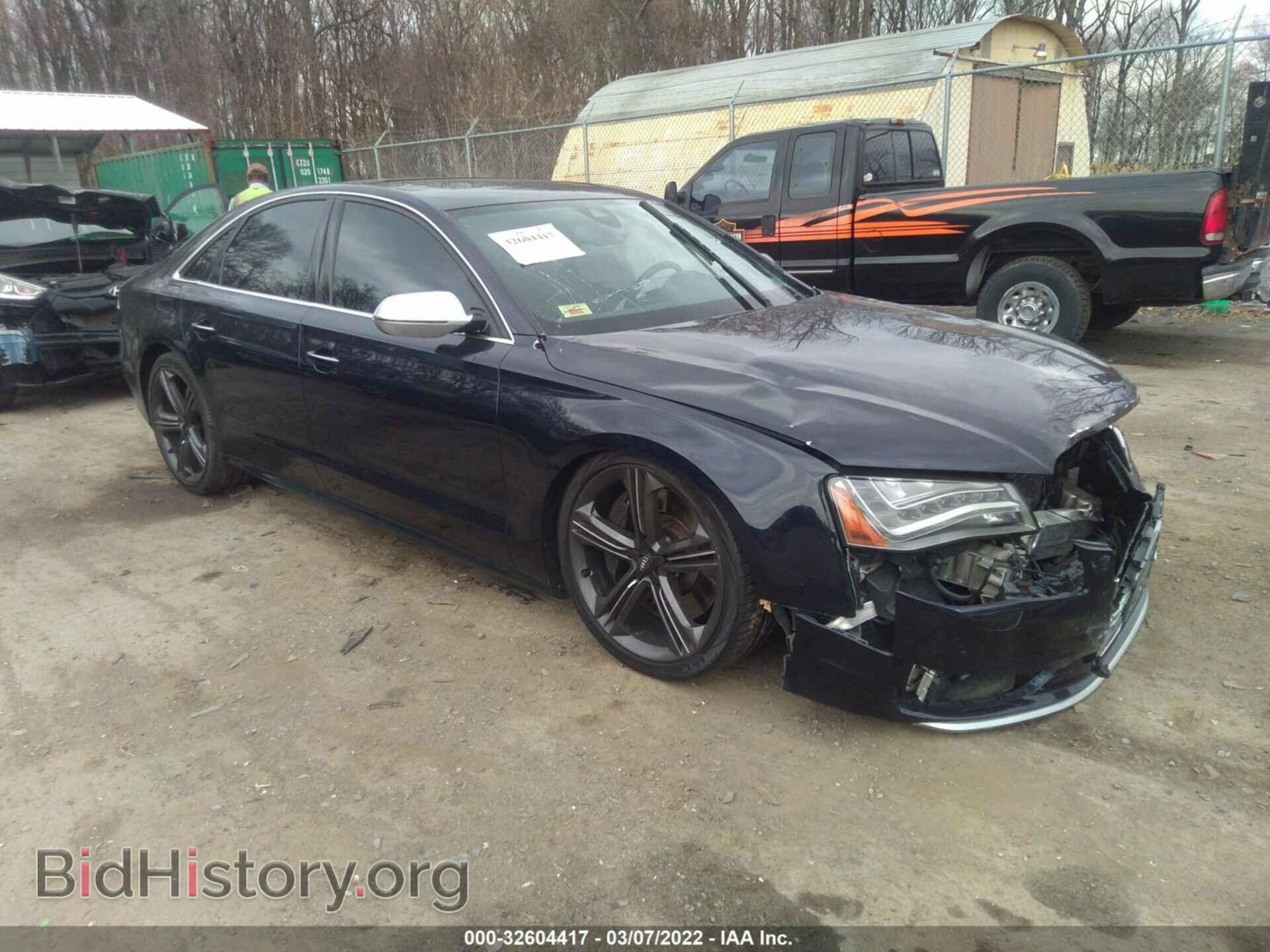 Photo WAUD2AFD3DN017330 - AUDI S8 2013