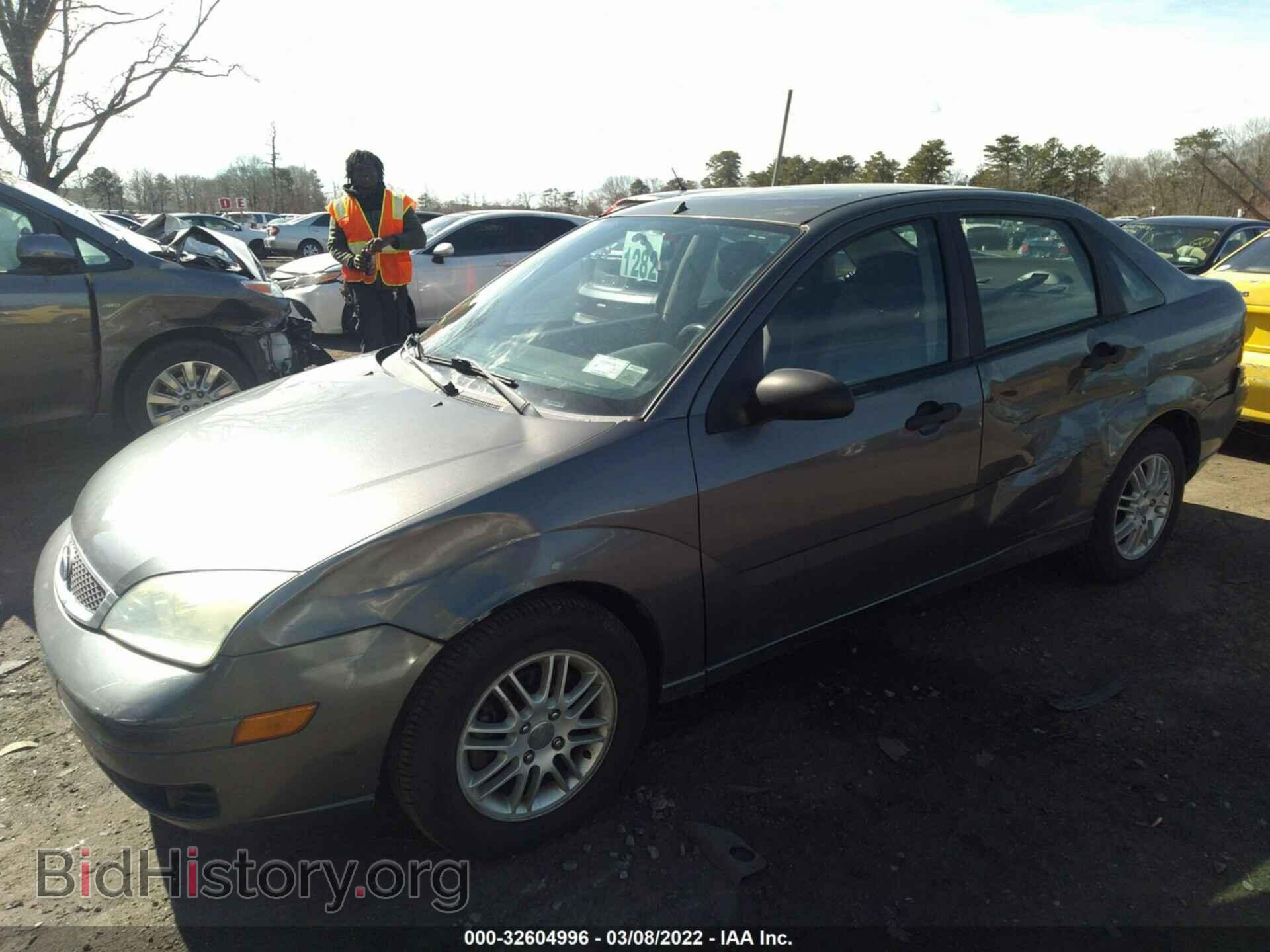 2006 FORD FOCUS - VIN: 1FAHP34N16W218398 - Фото 2