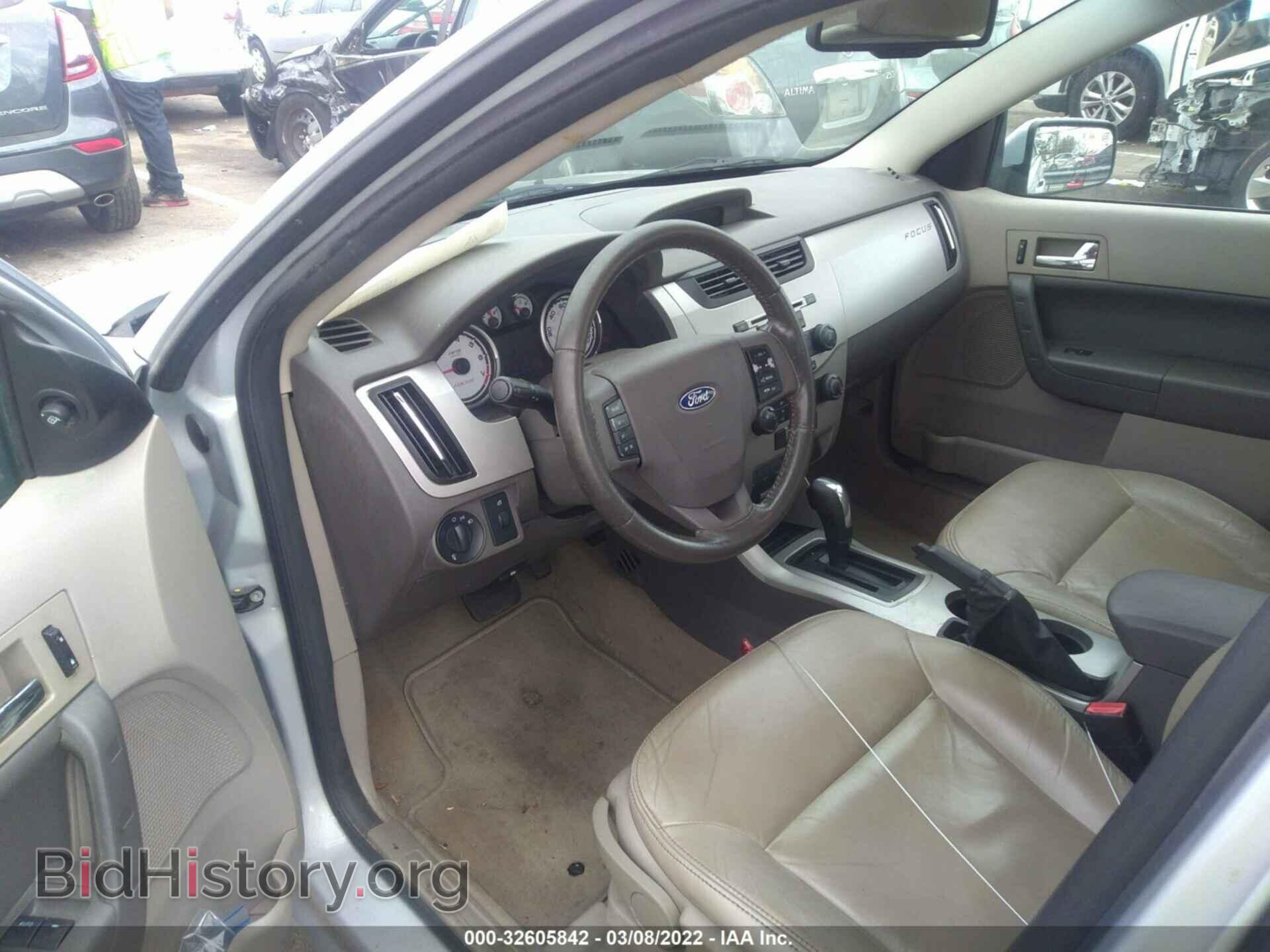 2008 FORD FOCUS - VIN: 1FAHP35N78W215006 - Фото 5