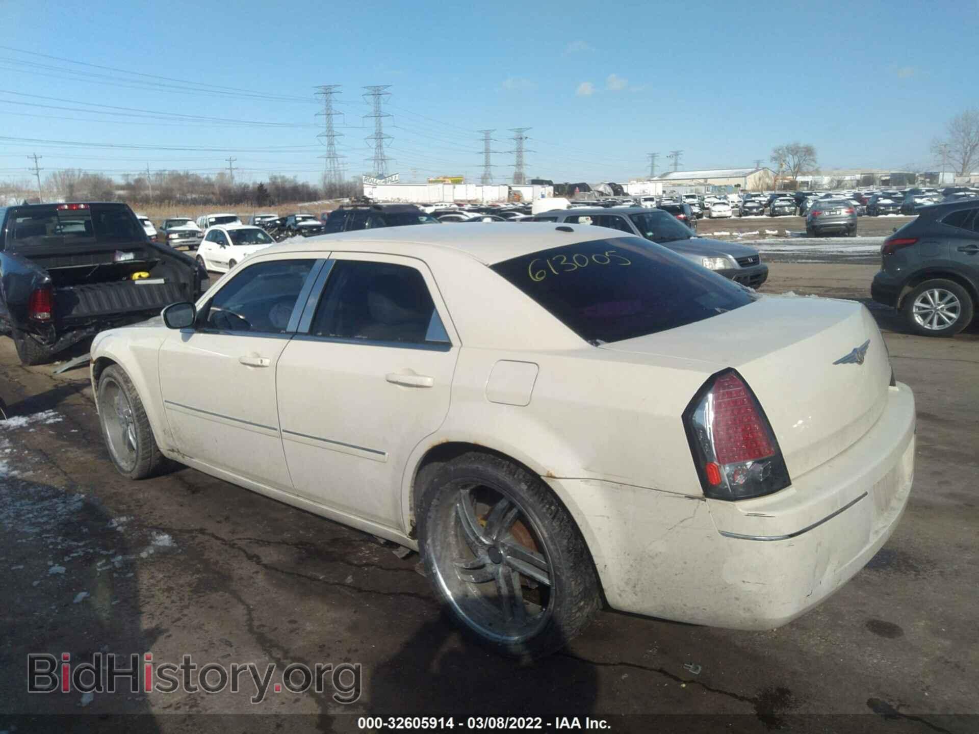 2007 CHRYSLER 300 - VIN: 2C3KA53G87H613005 - Фото 3