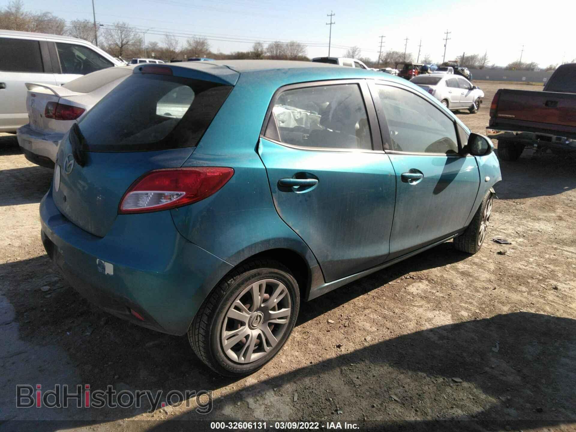 2011 MAZDA MAZDA2 - VIN: JM1DE1HY7B0125759 - Фото 4