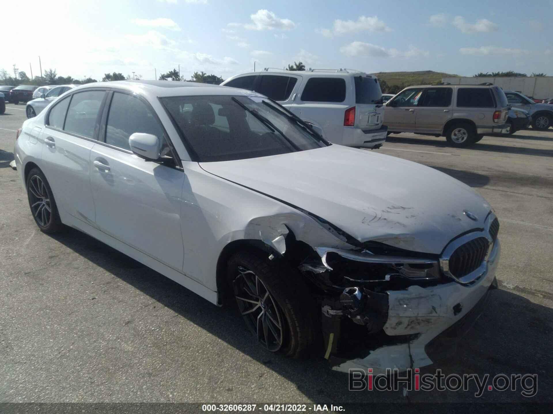 Photo 3MW5R1J01N8C33914 - BMW 3 SERIES 2022