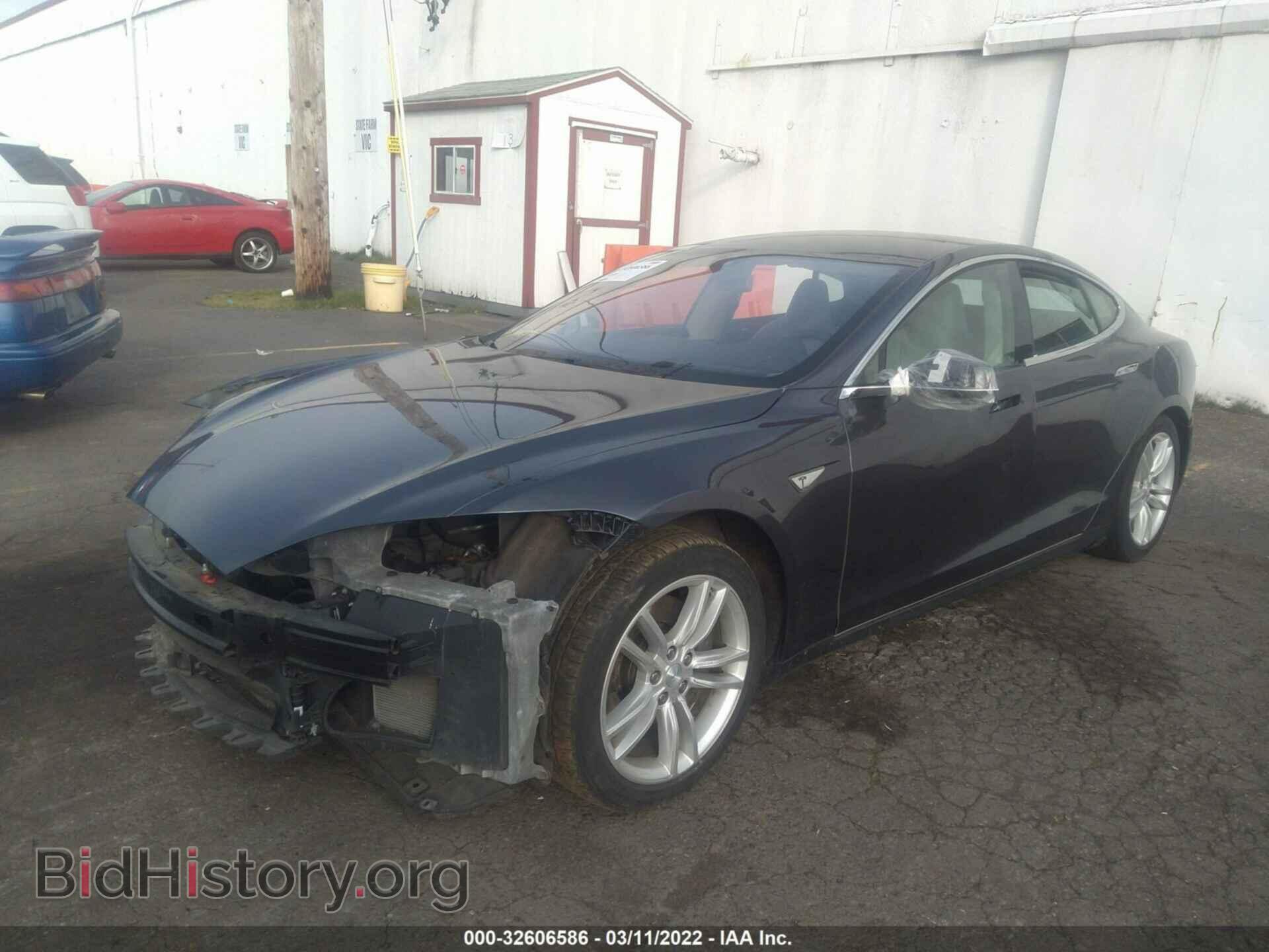 2014 TESLA MODEL S - VIN: 5YJSA1H16EFP56336 - Фото 2
