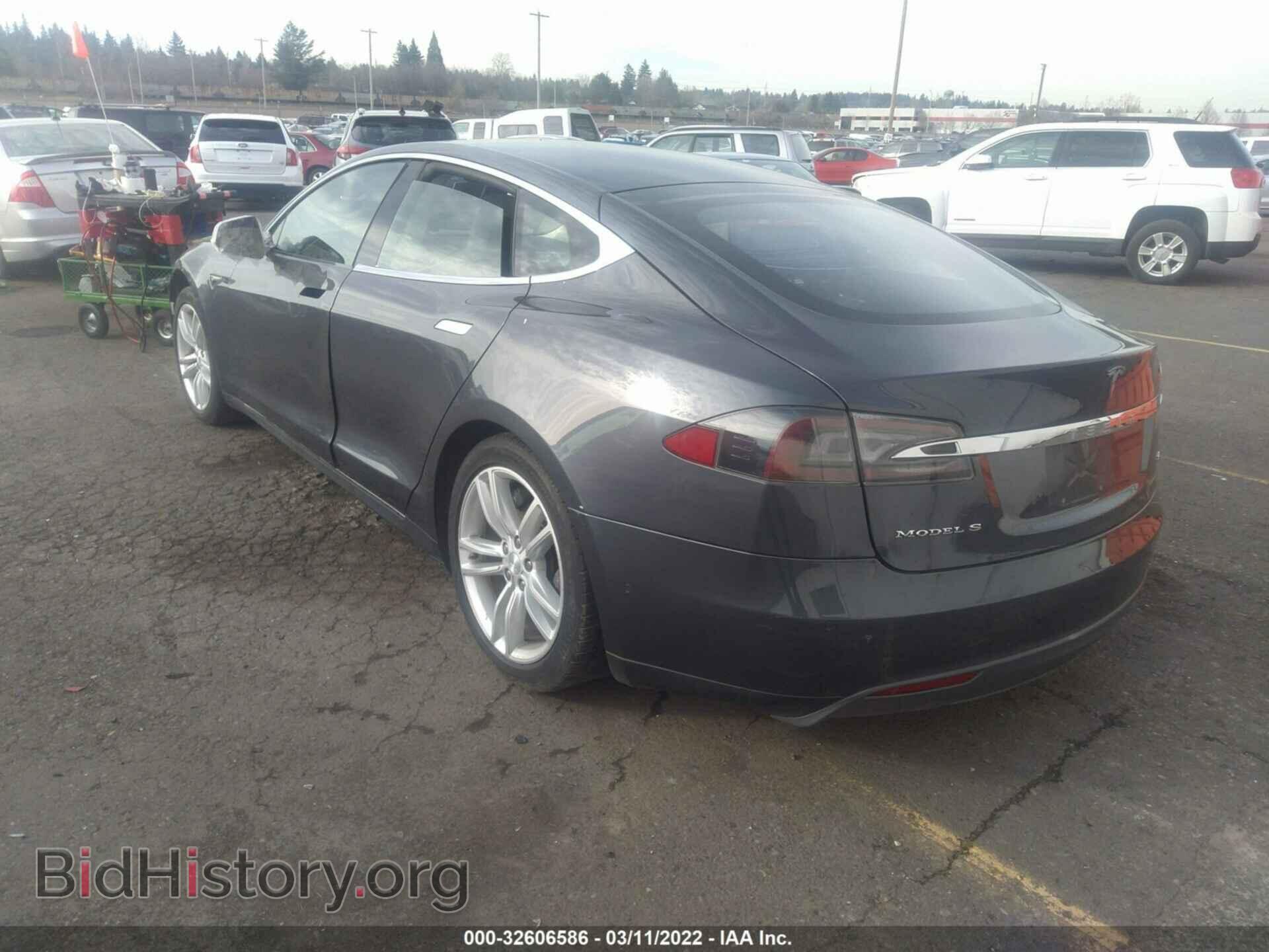 2014 TESLA MODEL S - VIN: 5YJSA1H16EFP56336 - Фото 3