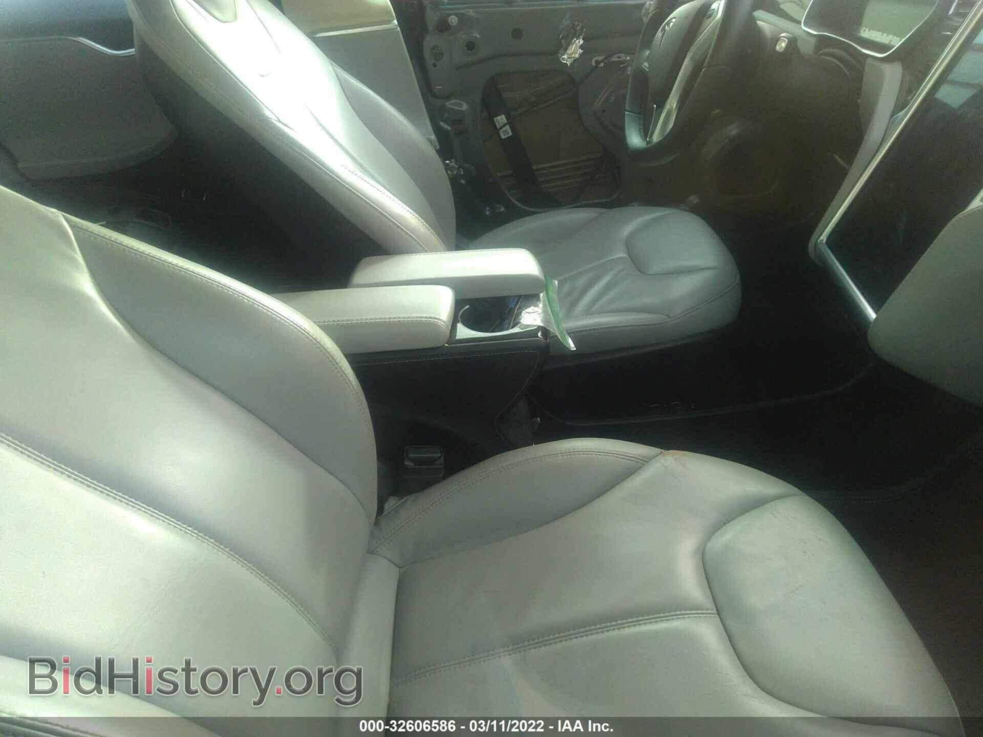 2014 TESLA MODEL S - VIN: 5YJSA1H16EFP56336 - Фото 5