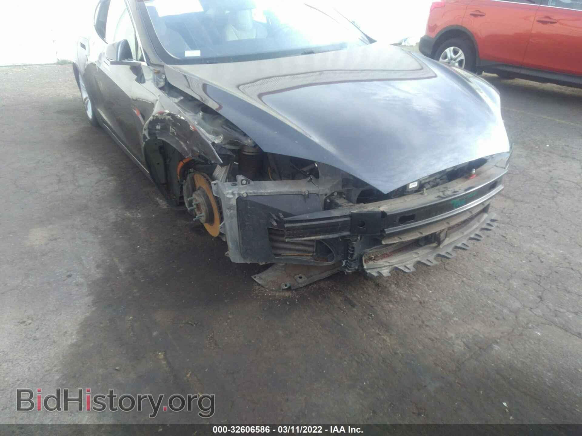2014 TESLA MODEL S - VIN: 5YJSA1H16EFP56336 - Фото 6