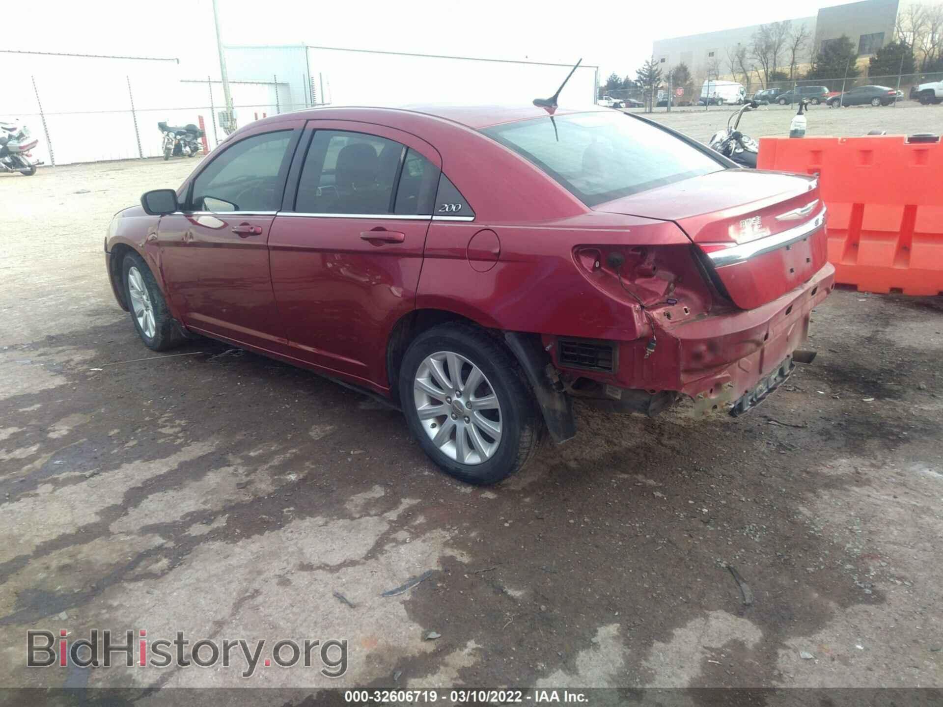 2013 CHRYSLER 200 - VIN: 1C3CCBBB3DN554001 - Фото 3