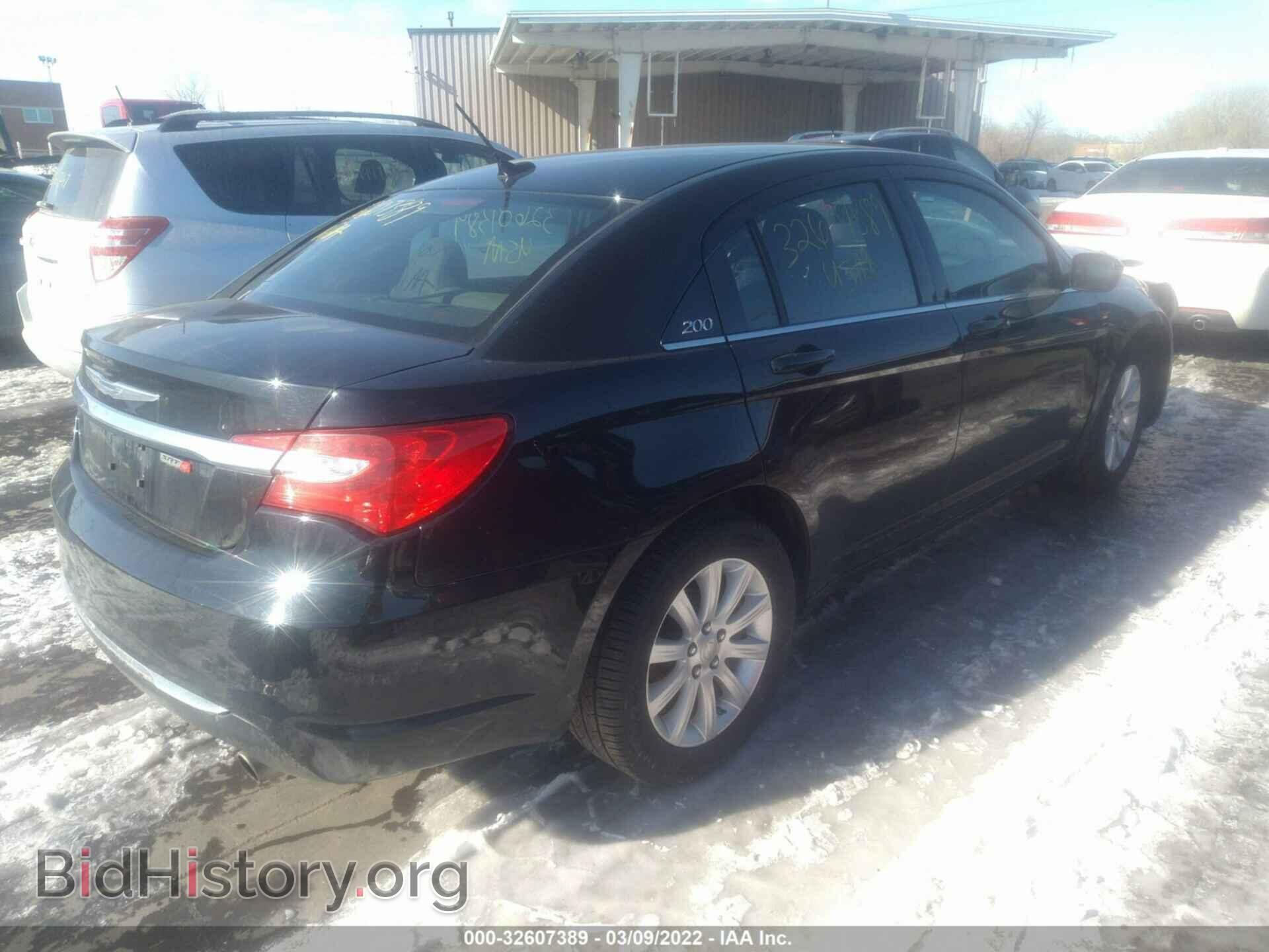 2012 CHRYSLER 200 - VIN: 1C3CCBBB0CN161054 - Фото 4