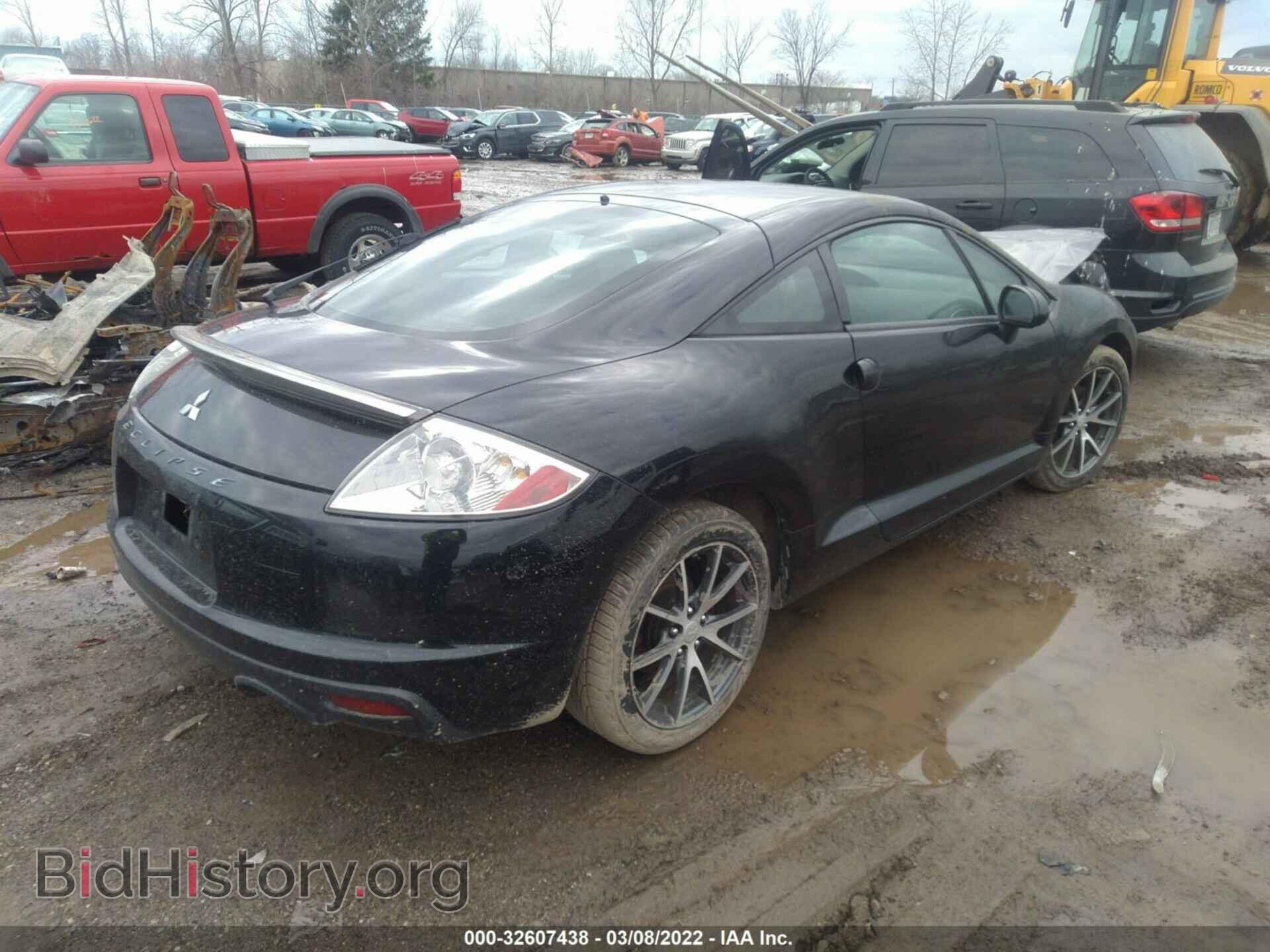 2011 MITSUBISHI ECLIPSE - VIN: 4A31K5DF0BE015210 - Photo 4